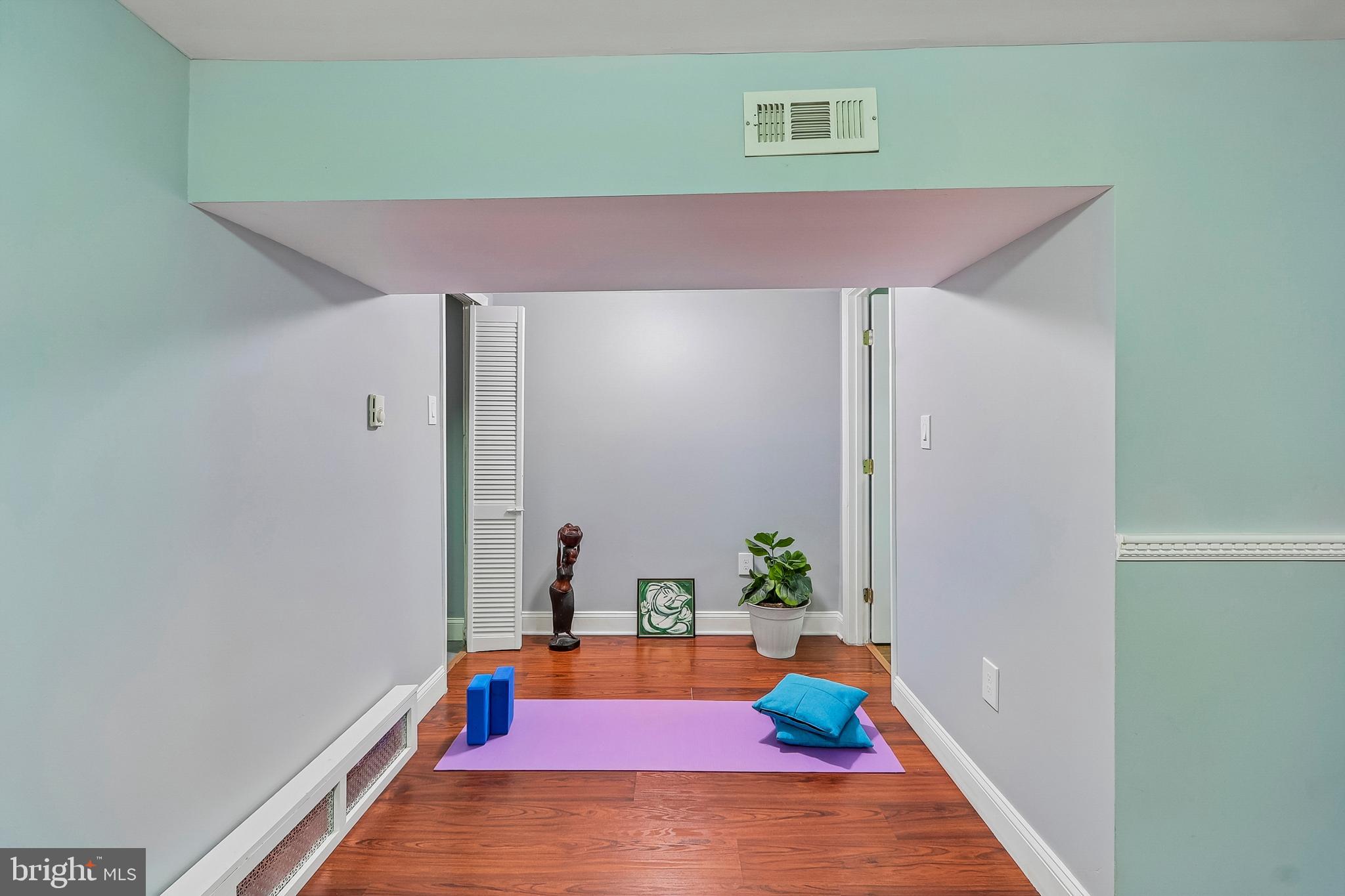 SILVER SPRING - Residential