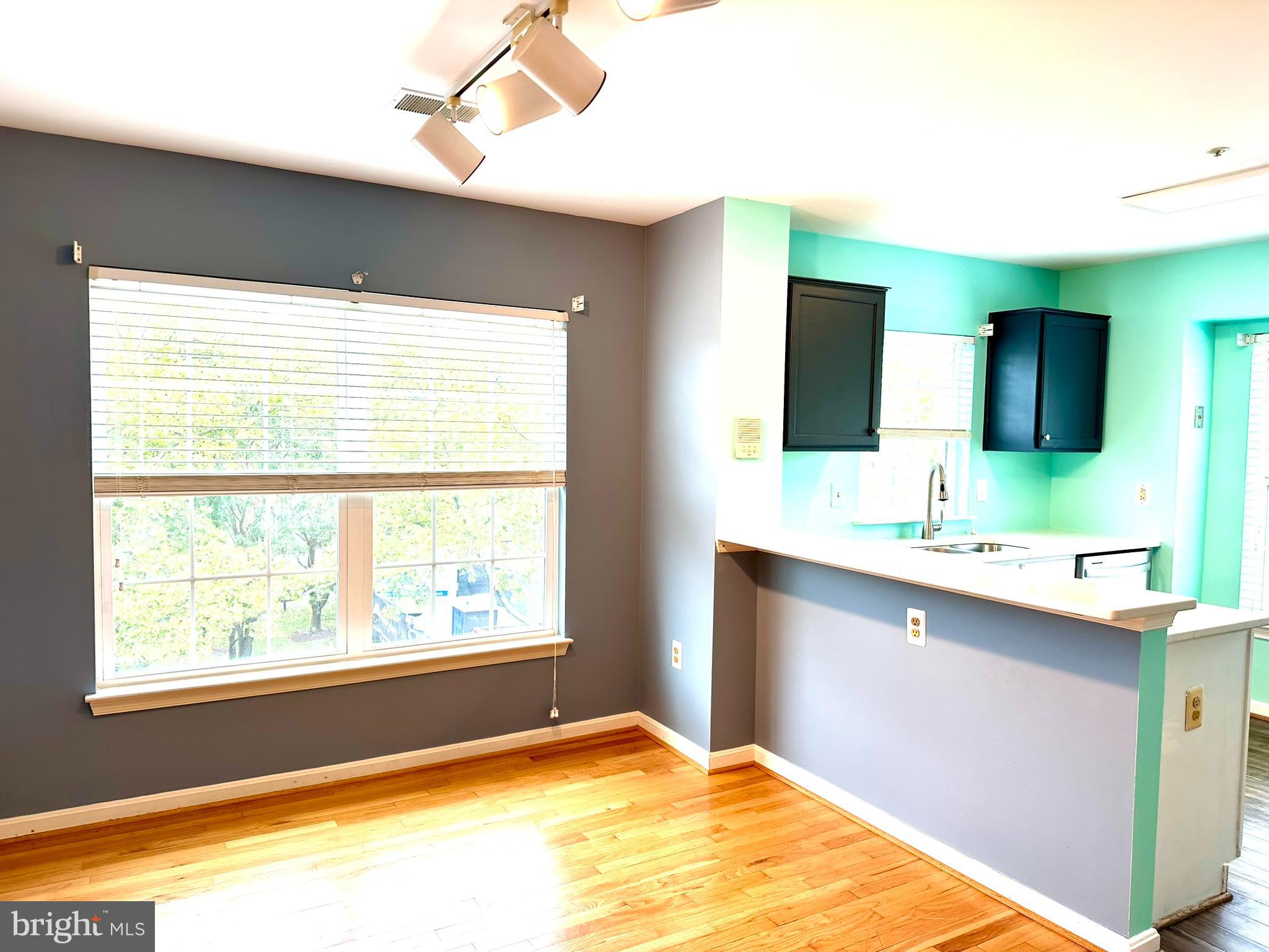 KENTLANDS RIDGE - Residential