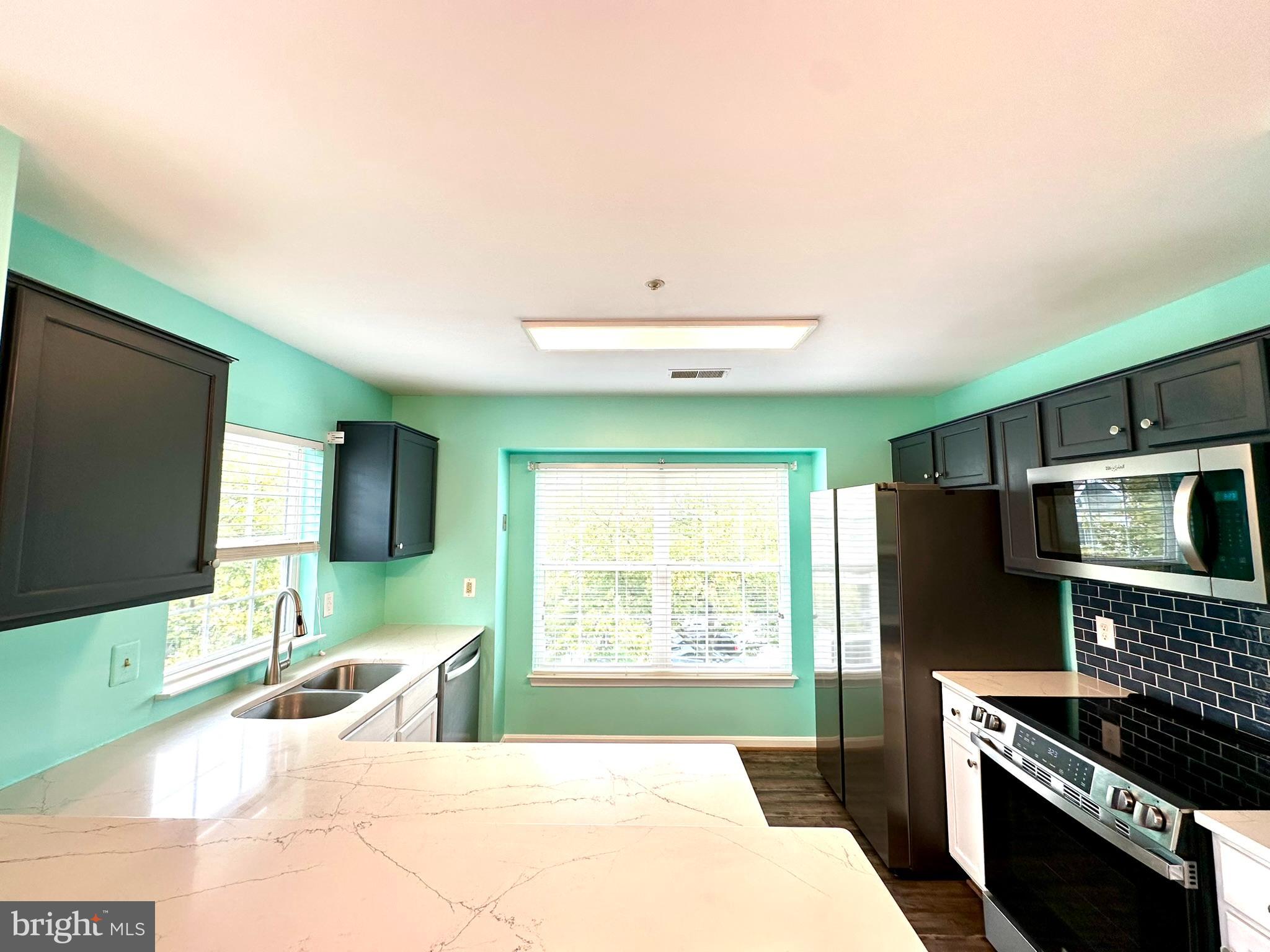 KENTLANDS RIDGE - Residential