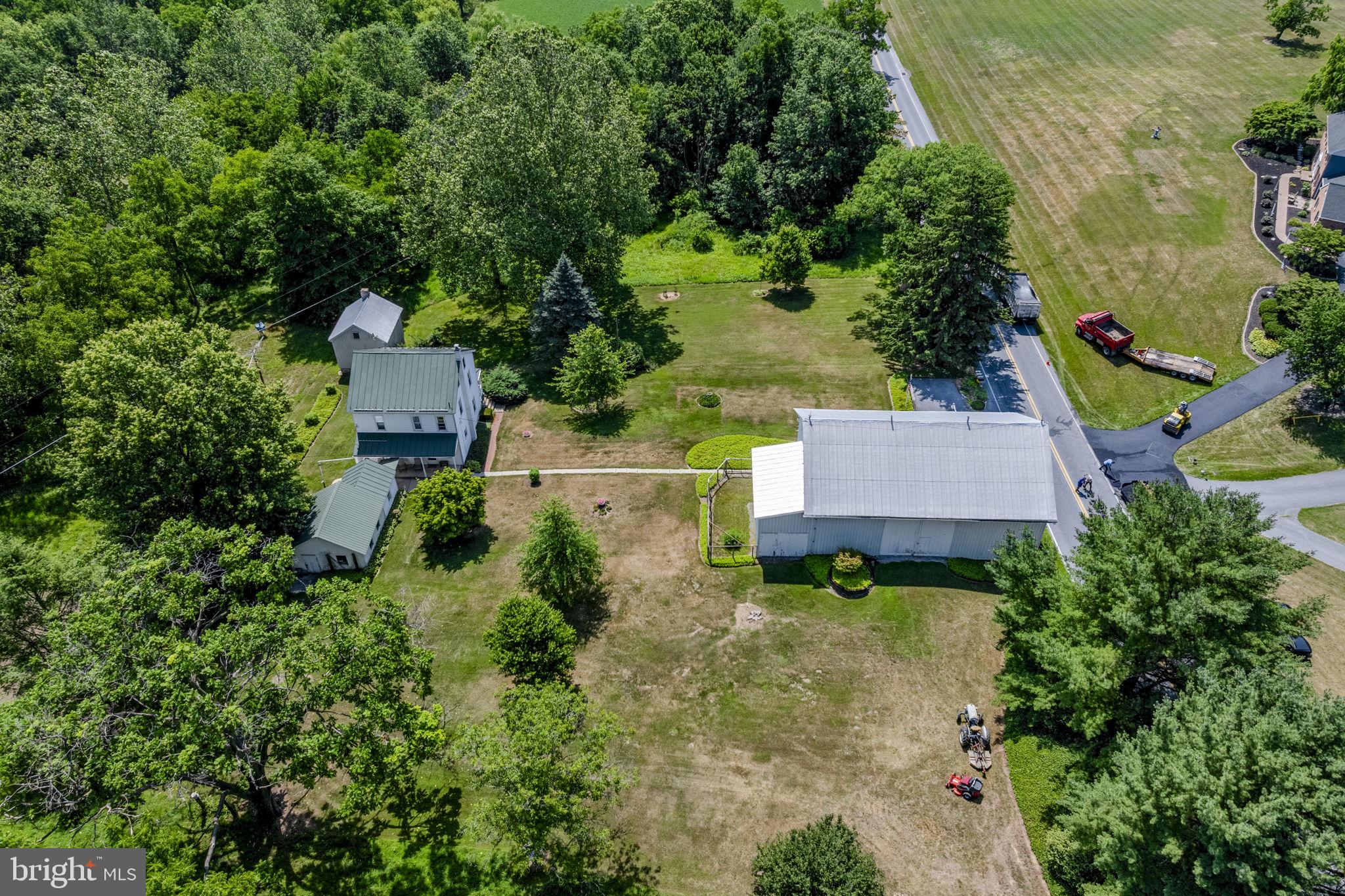 350 GOLF ROAD