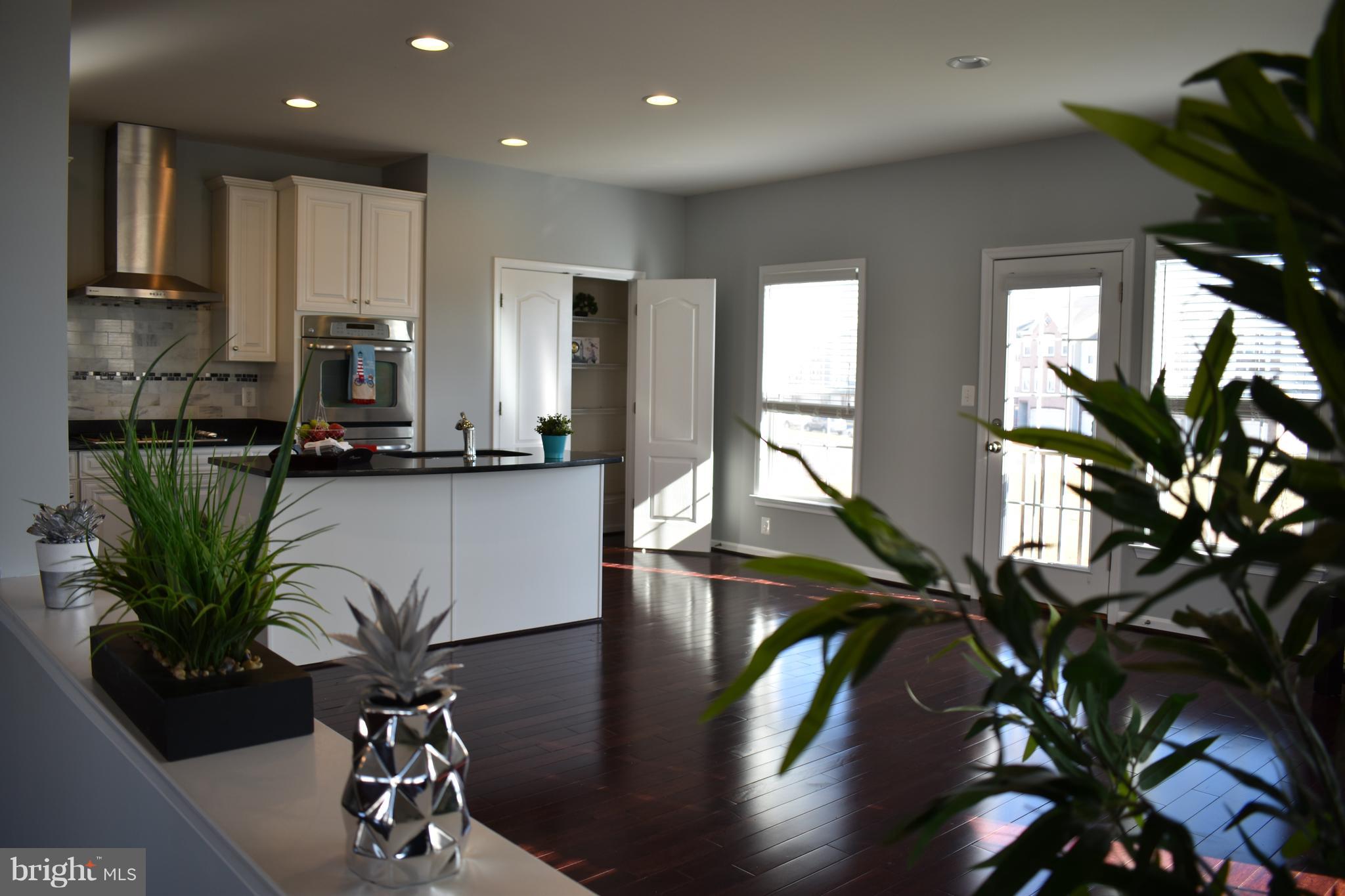 STONE RIDGE SOUTH - Residential