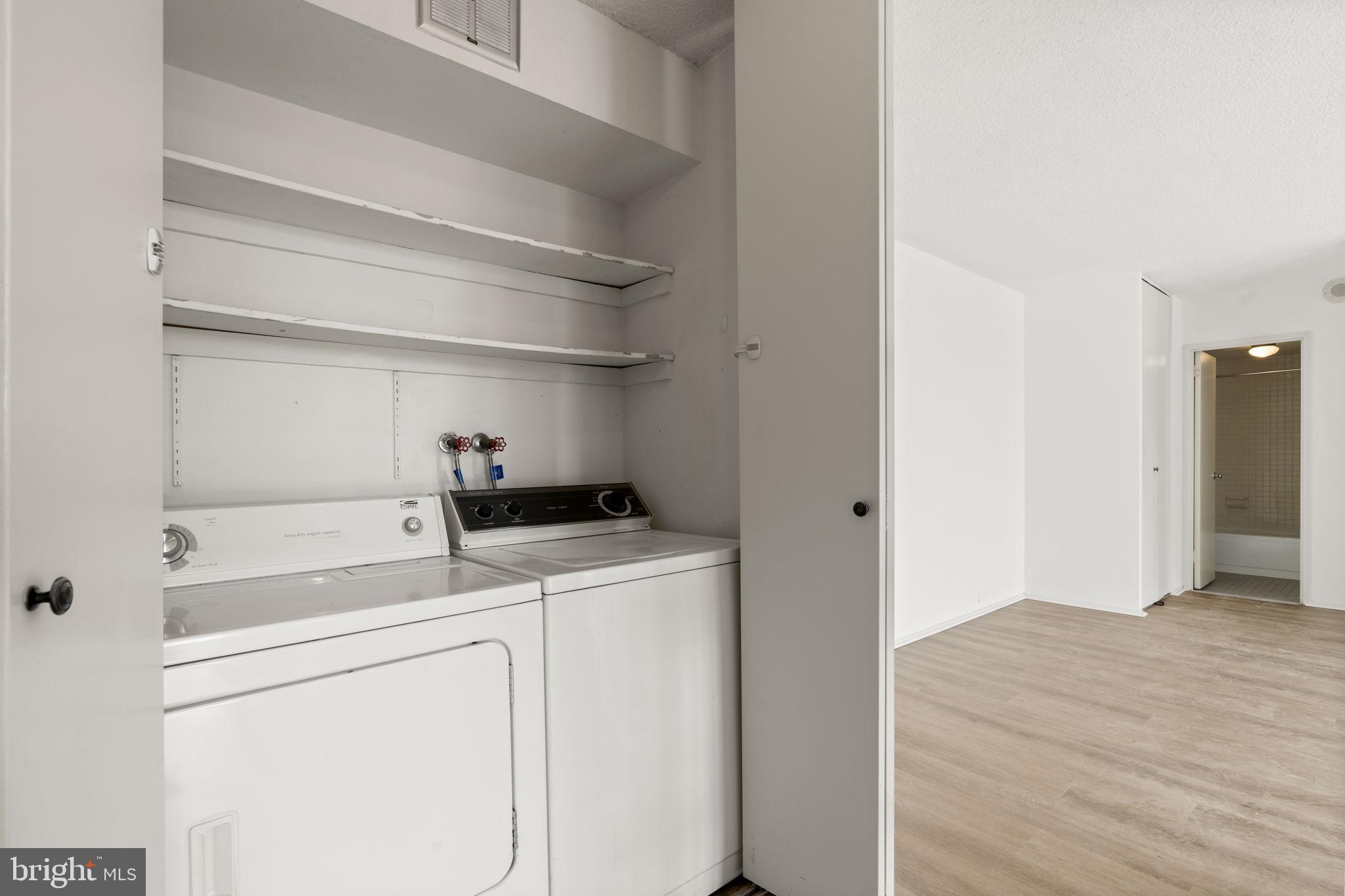 WASHINGTON SQ WEST - Residential