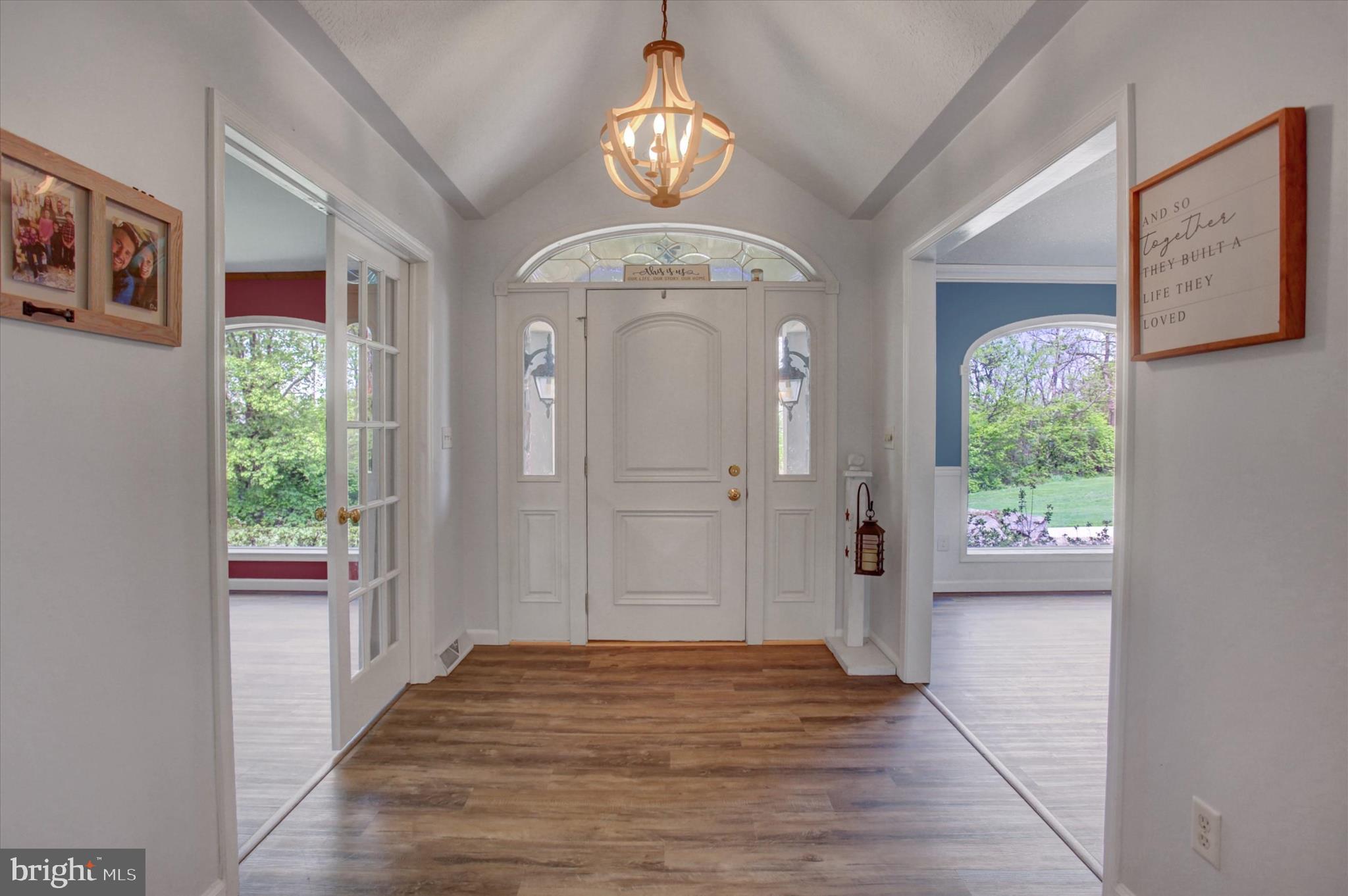 BRIARY RIDGE - Residential