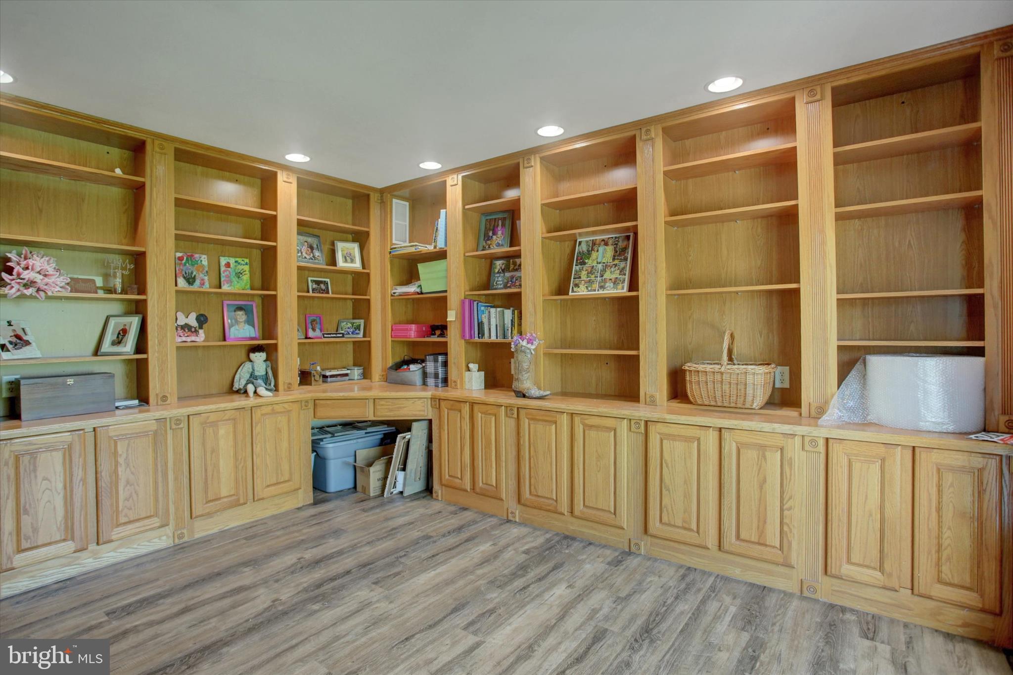 BRIARY RIDGE - Residential