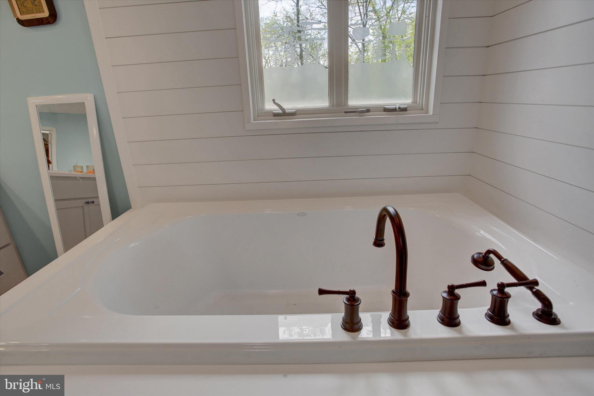 BRIARY RIDGE - Residential