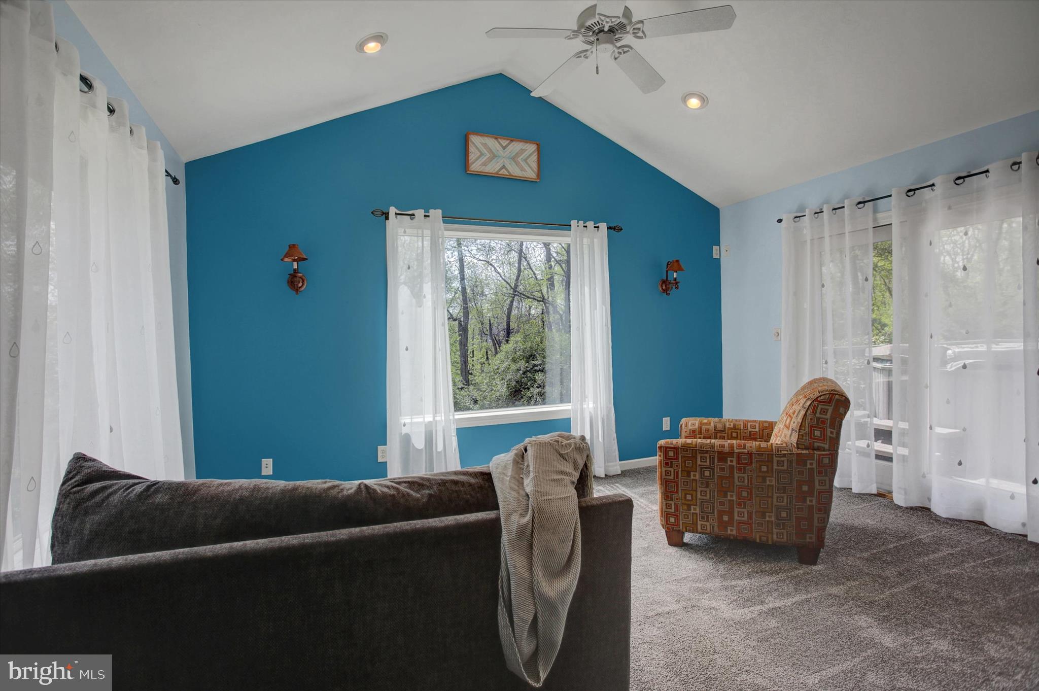 BRIARY RIDGE - Residential