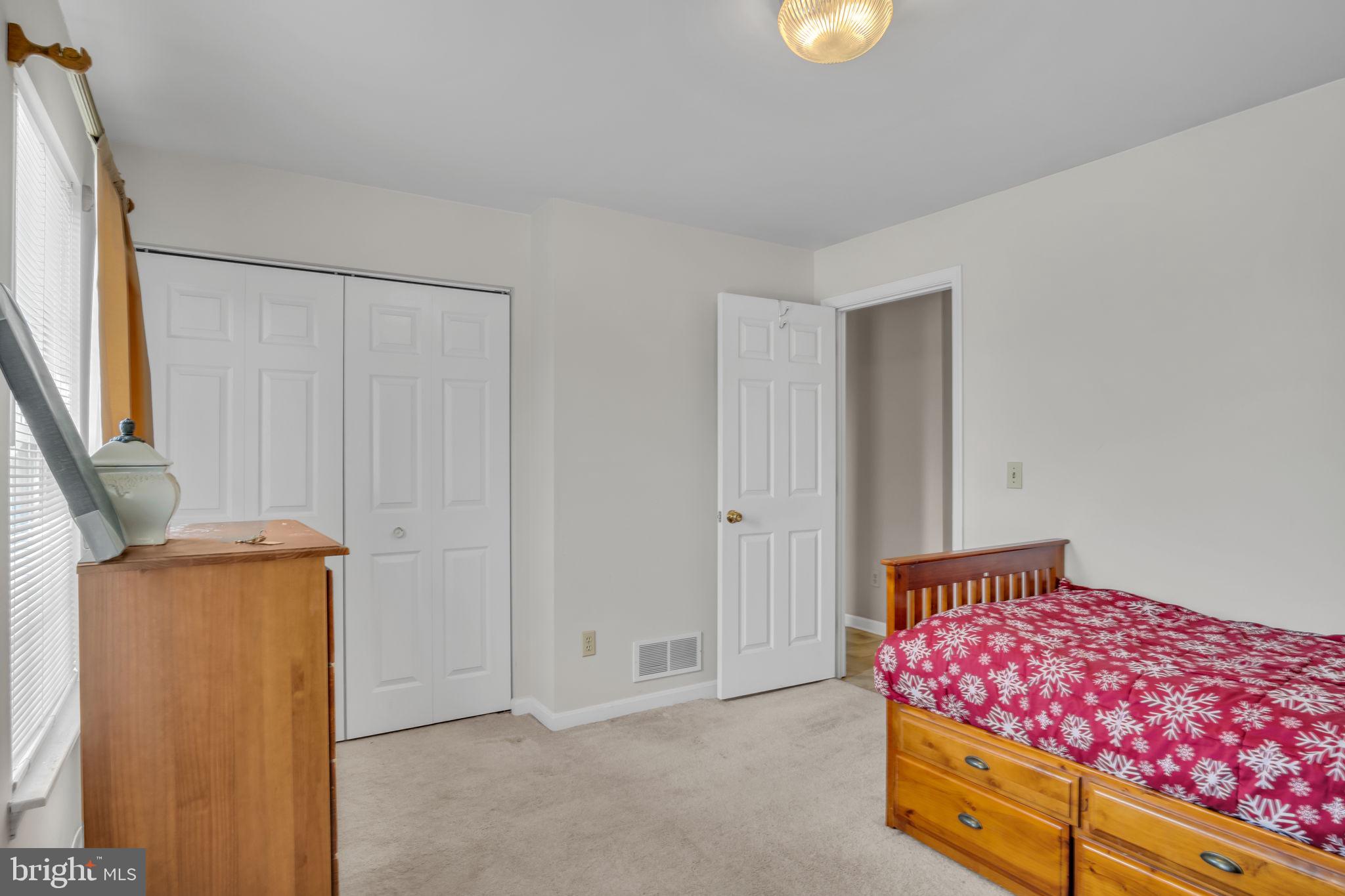 NORTHWOODS CROSSING - Residential