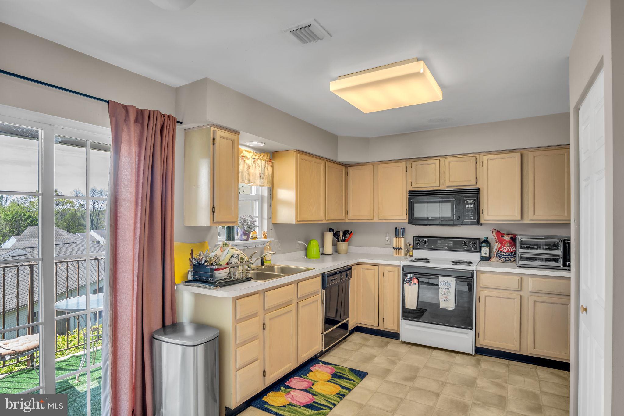 NORTHWOODS CROSSING - Residential