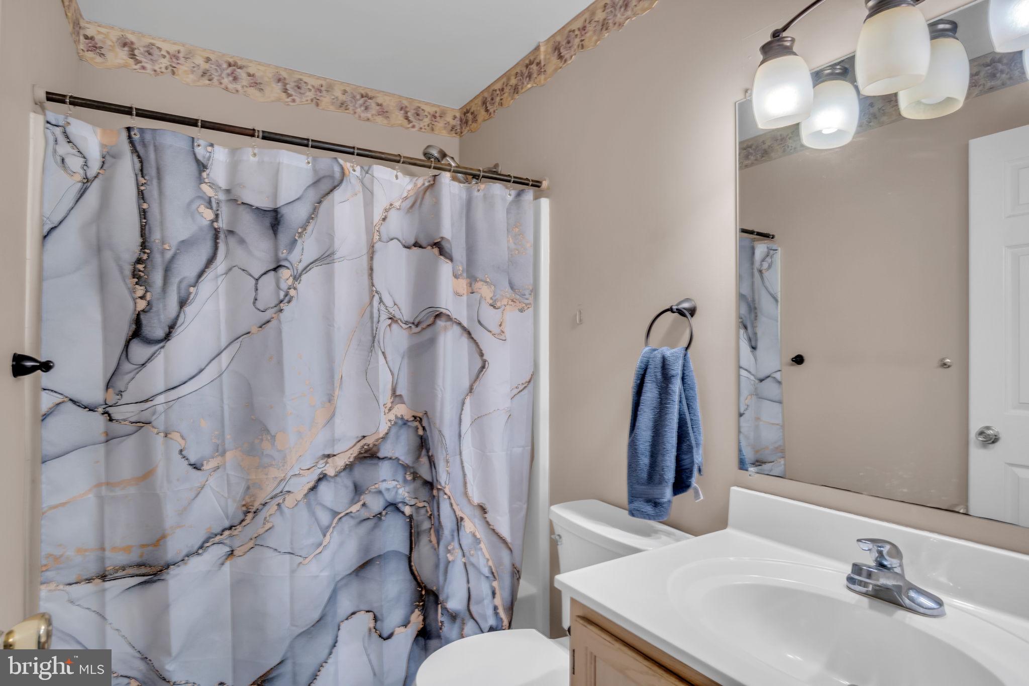 NORTHWOODS CROSSING - Residential