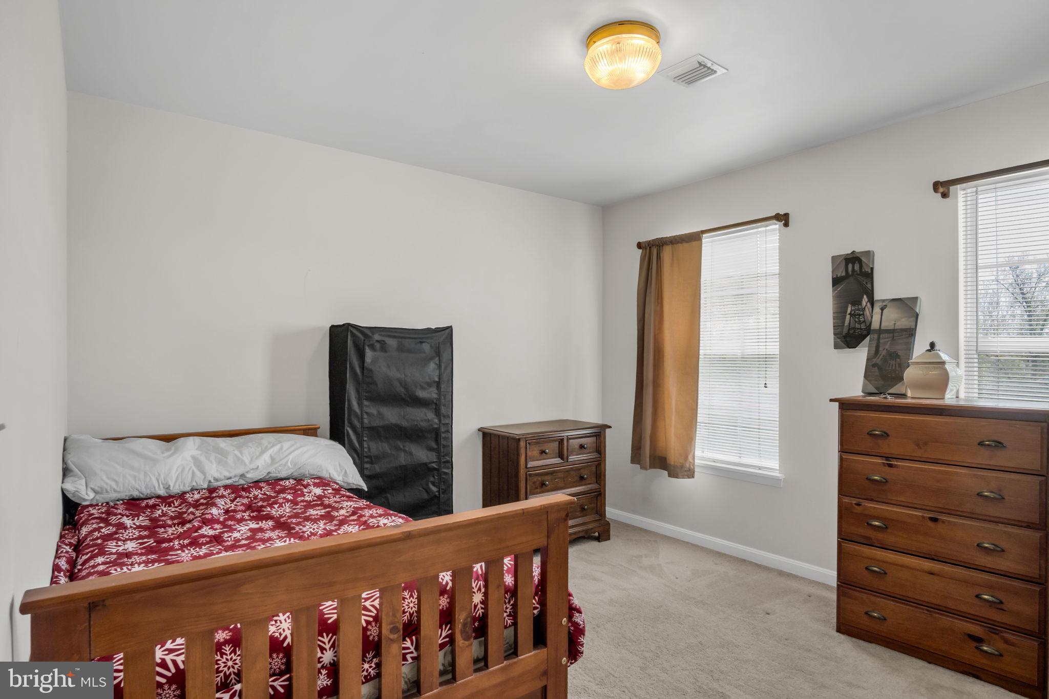 NORTHWOODS CROSSING - Residential