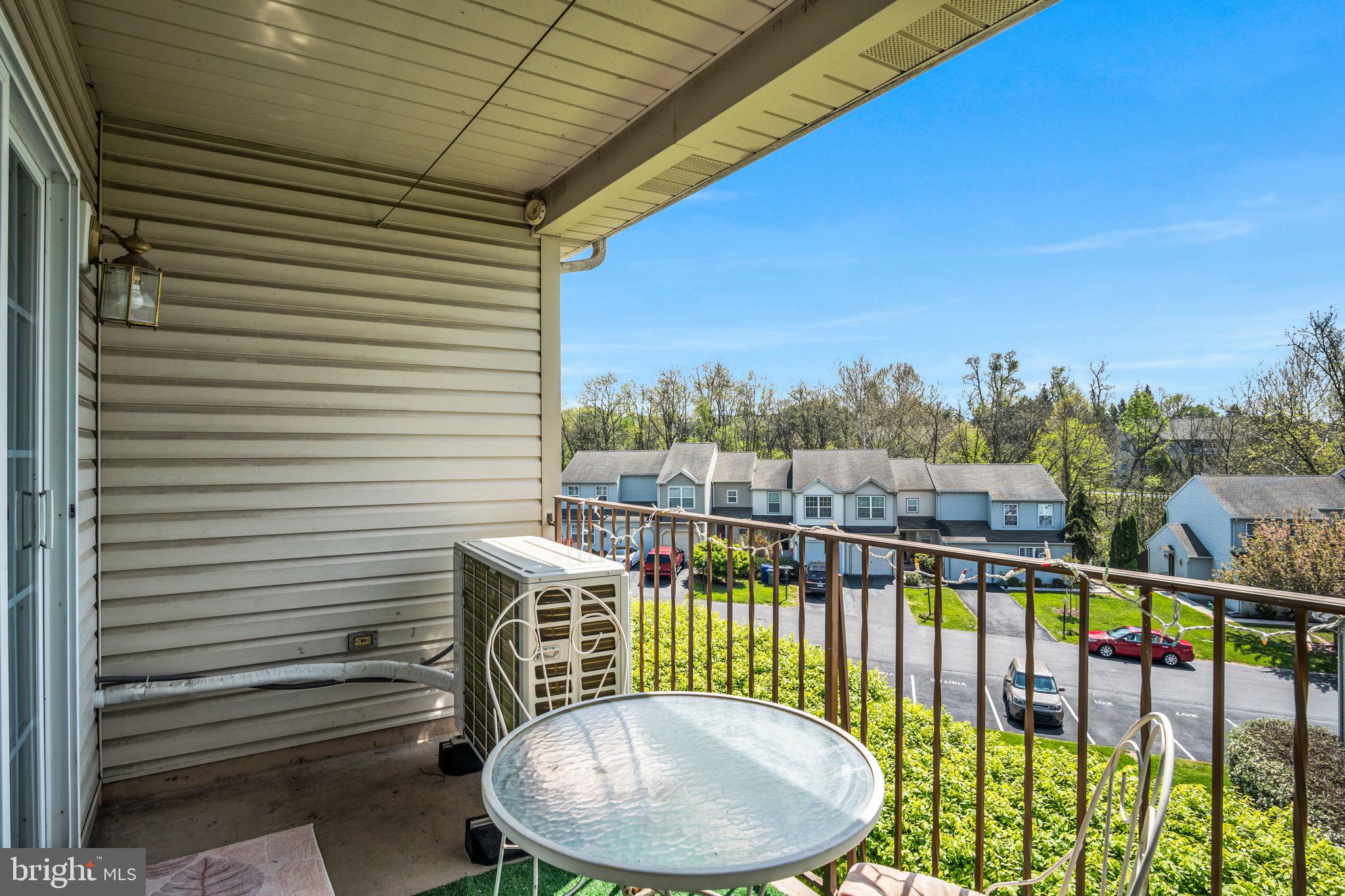 NORTHWOODS CROSSING - Residential