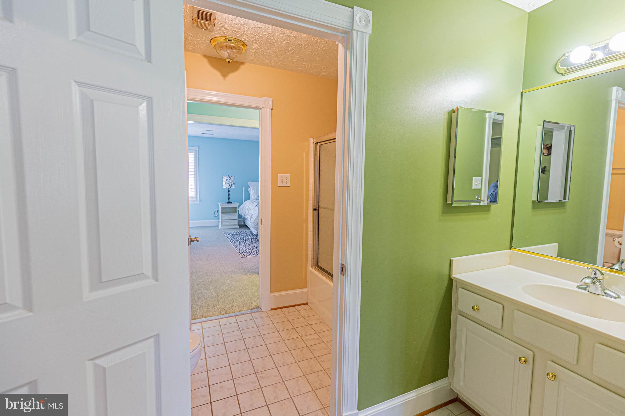 SHELTON POINTE - Residential