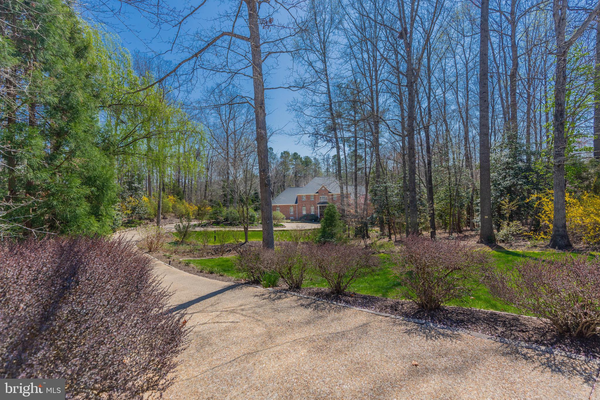 SHELTON POINTE - Residential