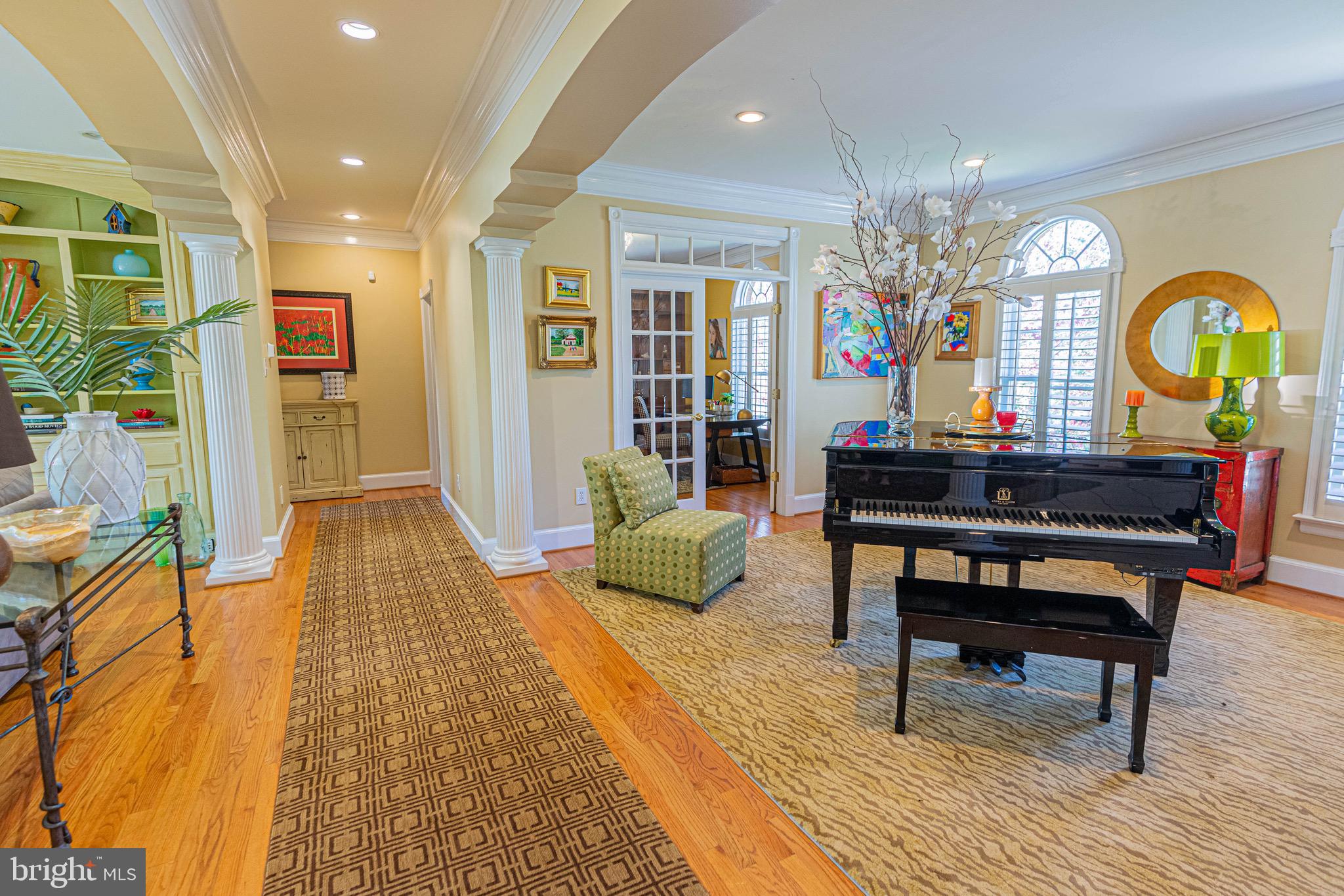 SHELTON POINTE - Residential