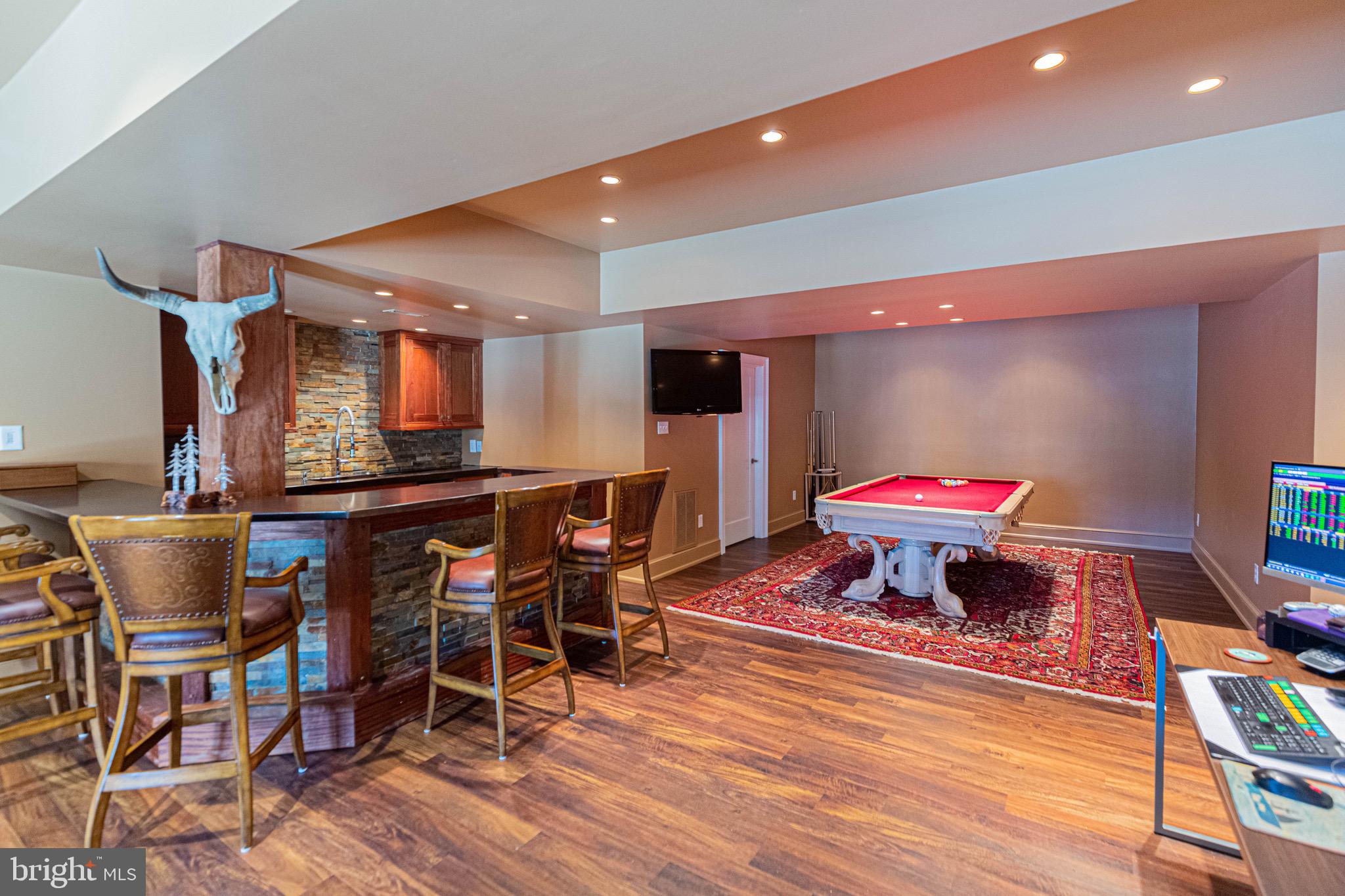 SHELTON POINTE - Residential