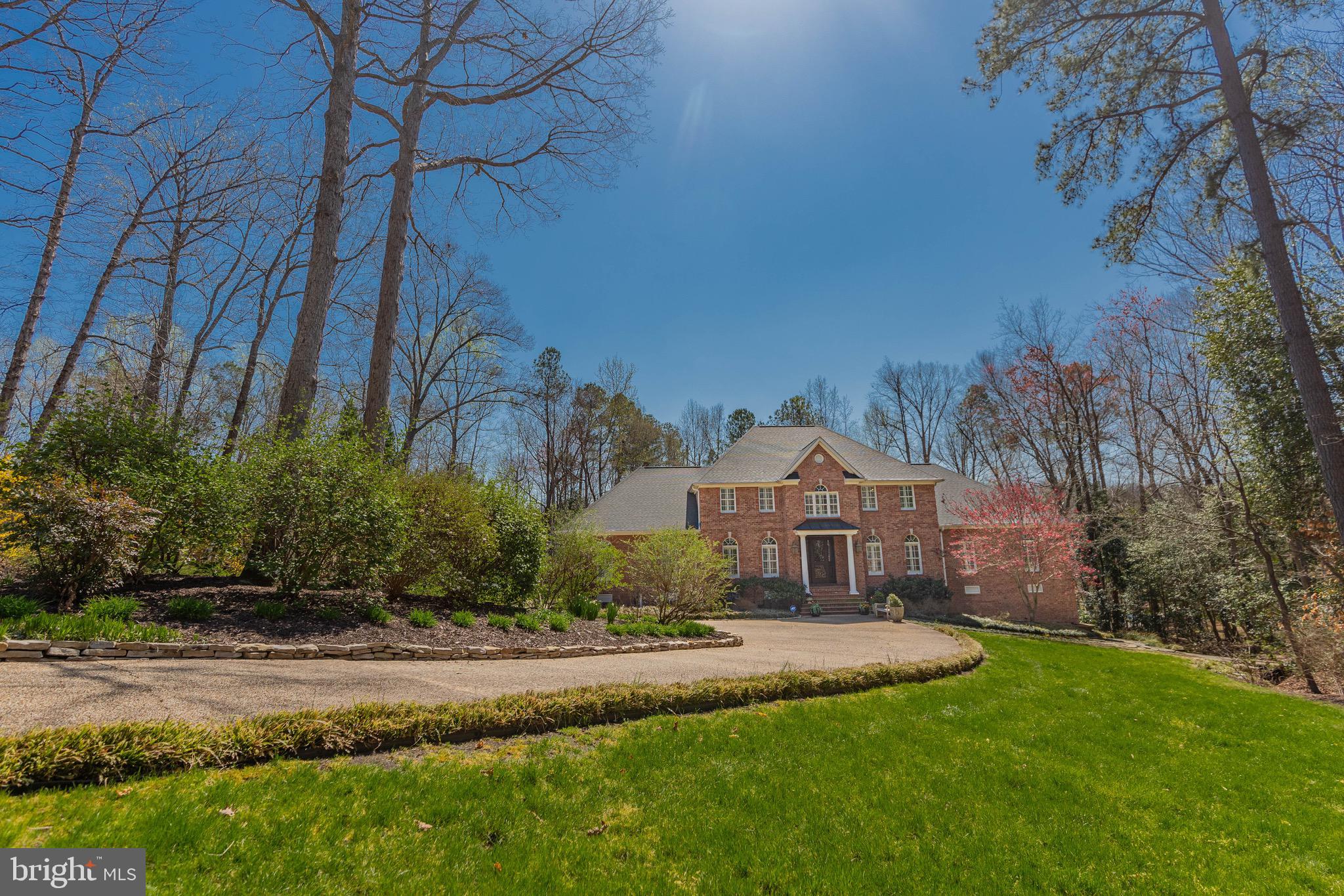 SHELTON POINTE - Residential