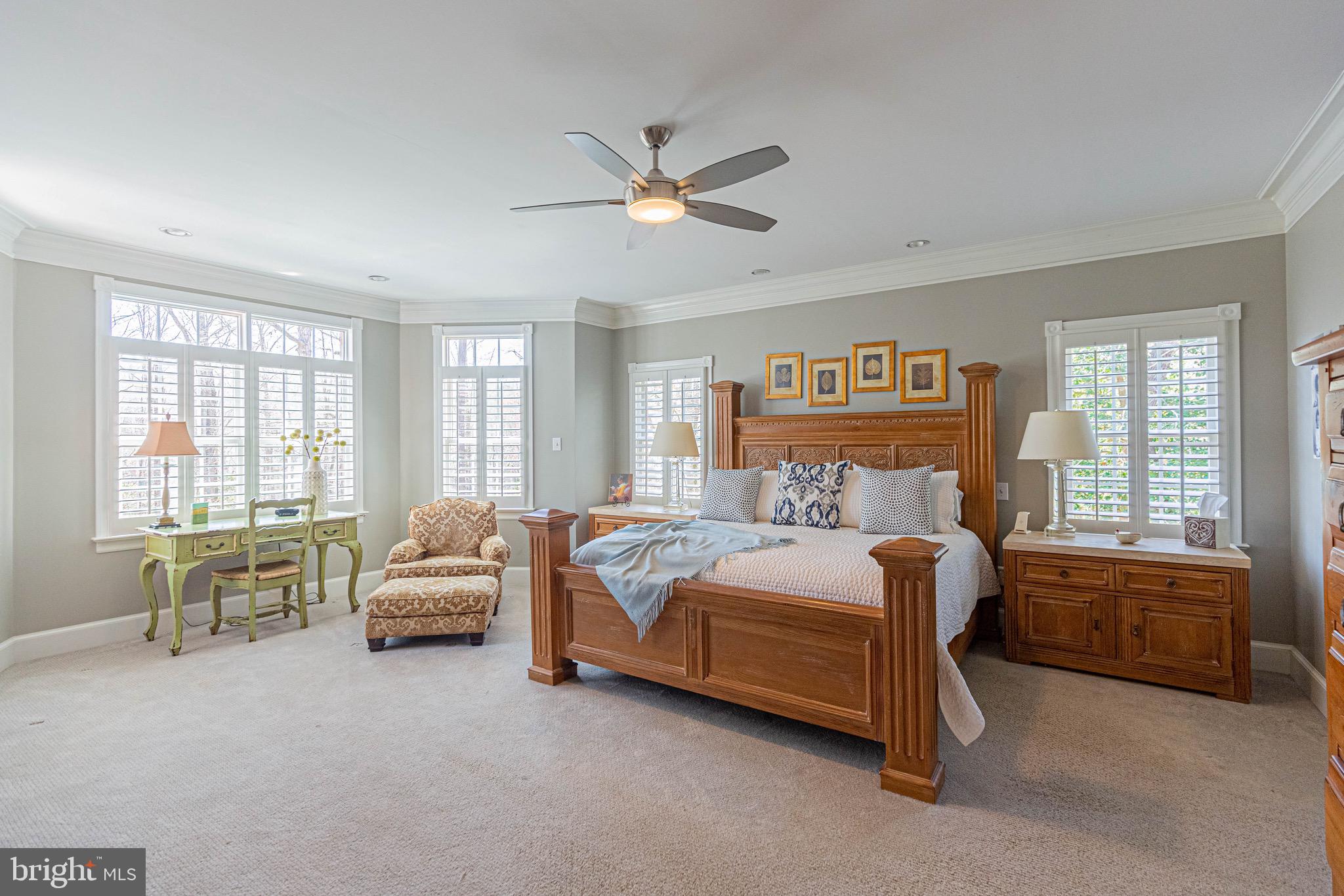 SHELTON POINTE - Residential