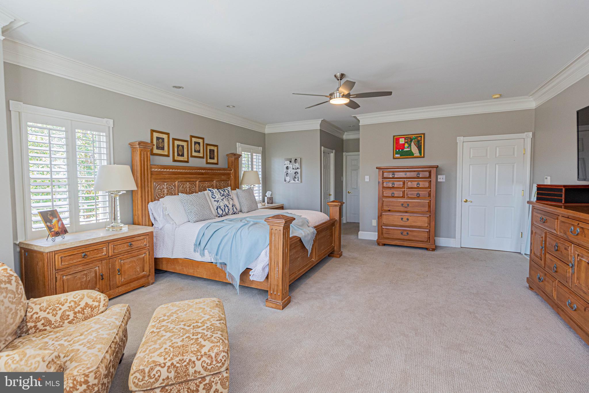 SHELTON POINTE - Residential