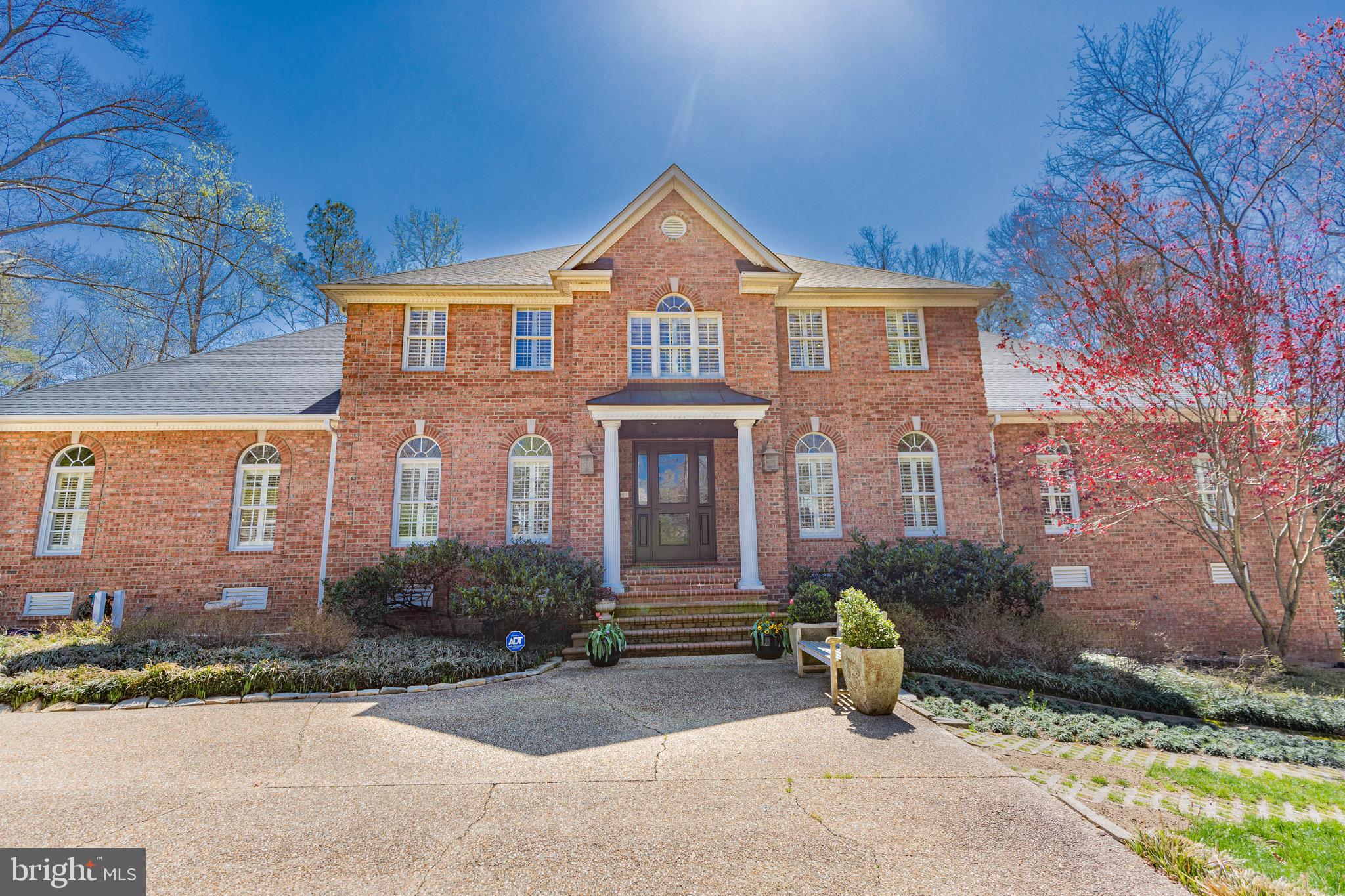 SHELTON POINTE - Residential