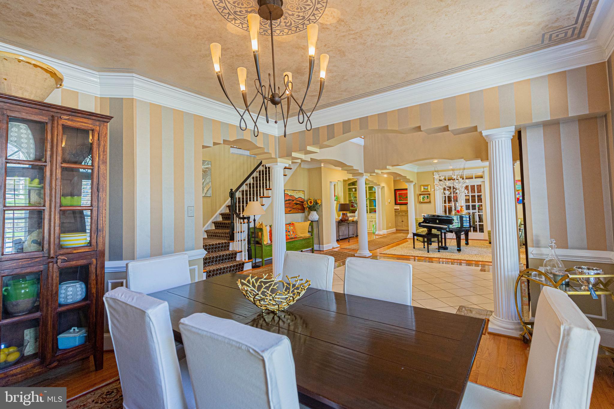 SHELTON POINTE - Residential