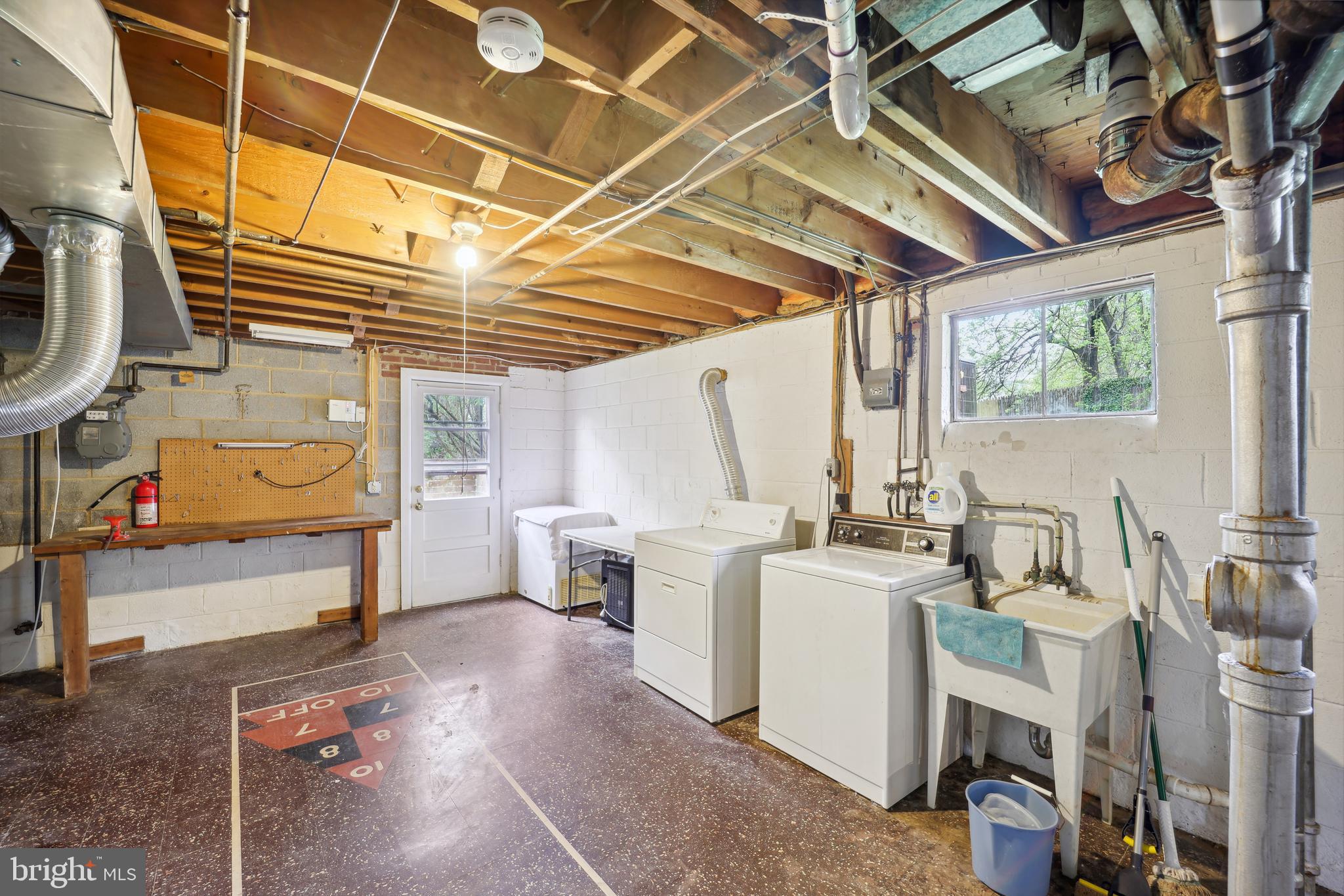 WHEATON OUT RES. (2) - Residential