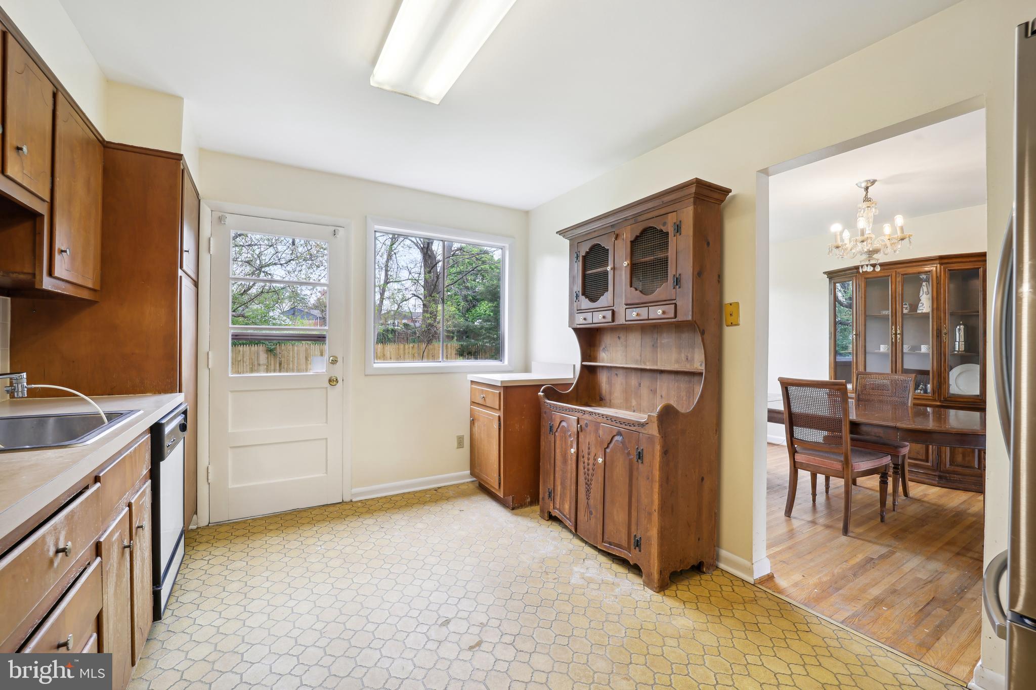 WHEATON OUT RES. (2) - Residential