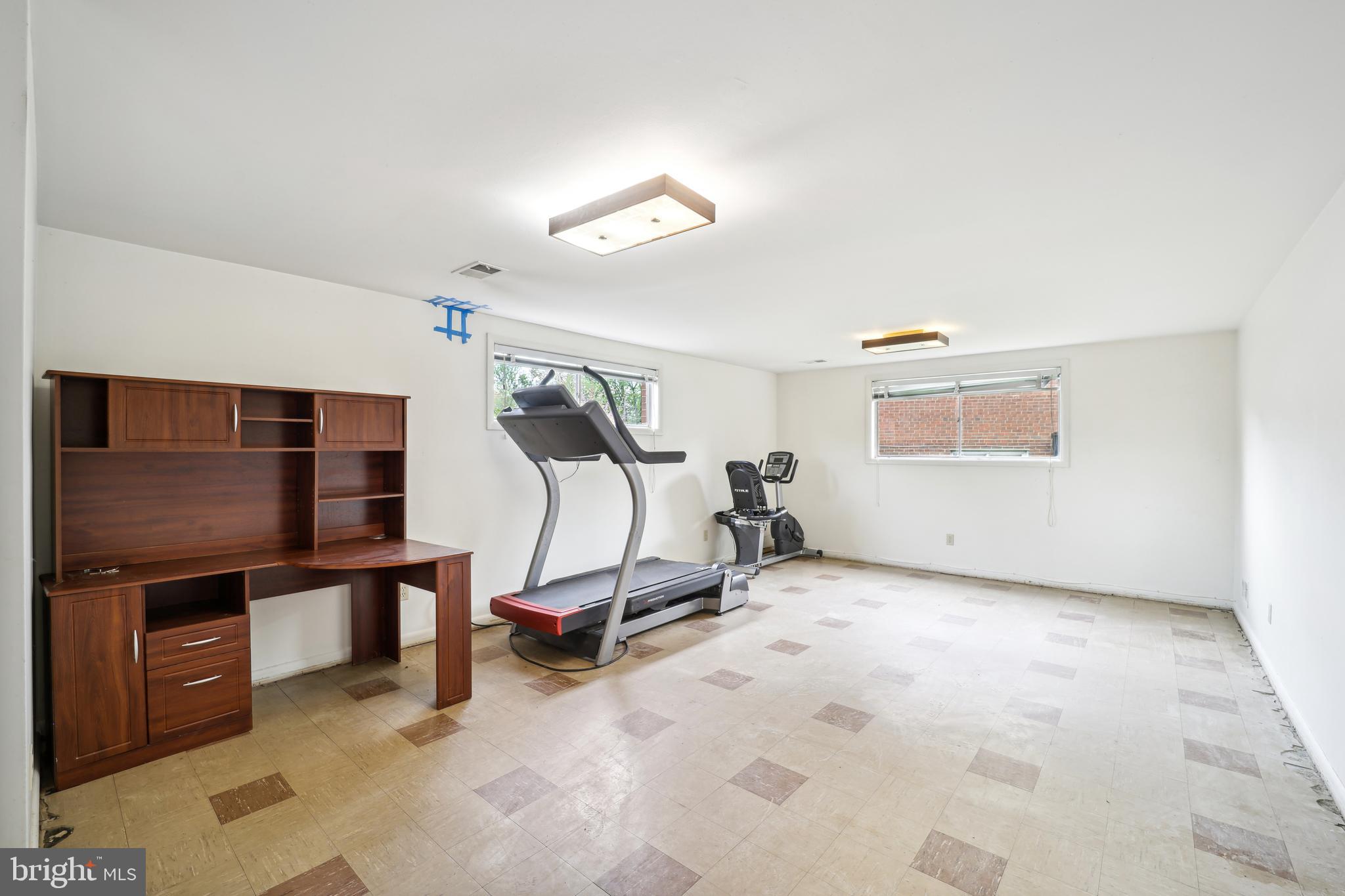 WHEATON OUT RES. (2) - Residential