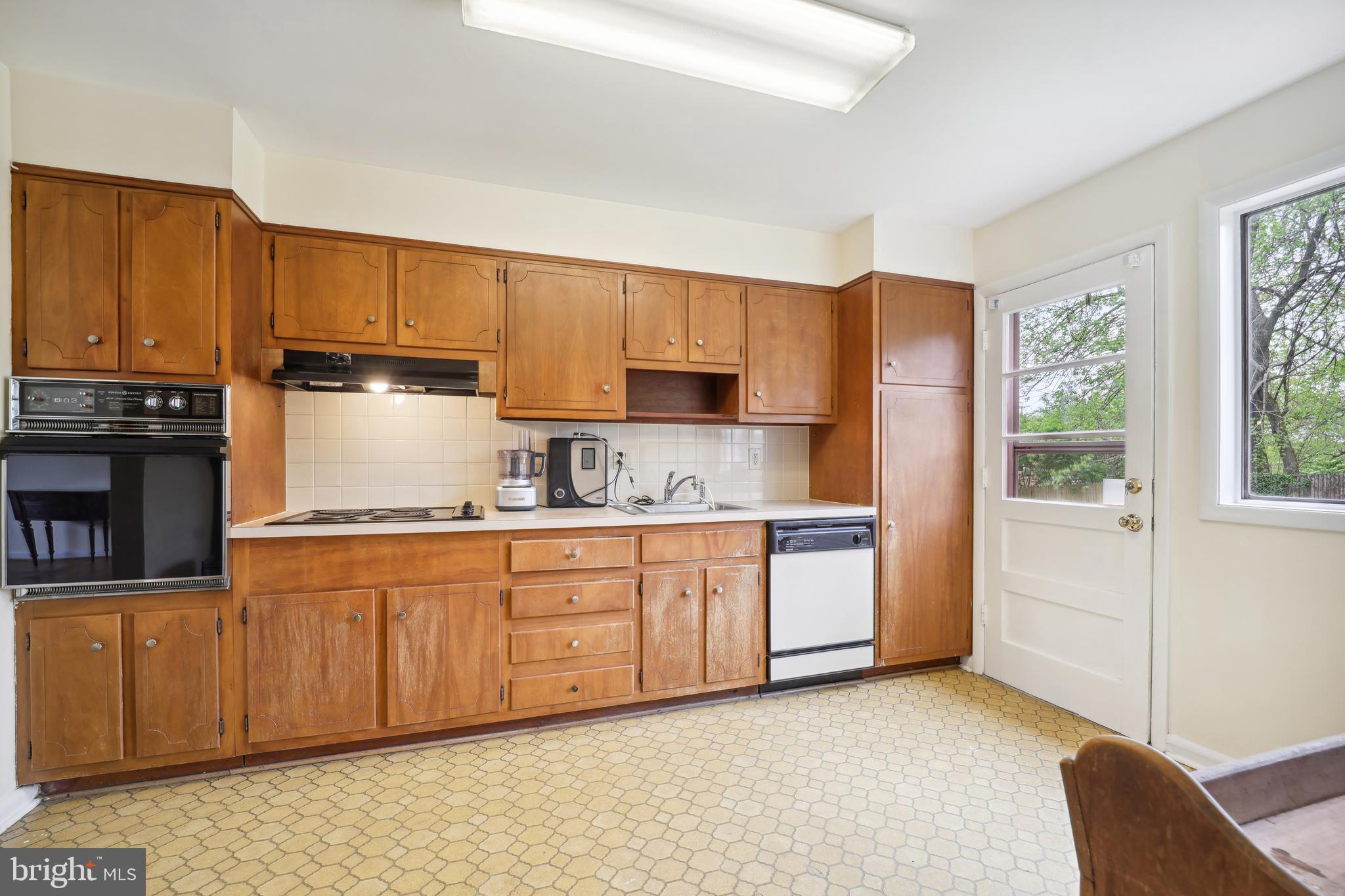 WHEATON OUT RES. (2) - Residential