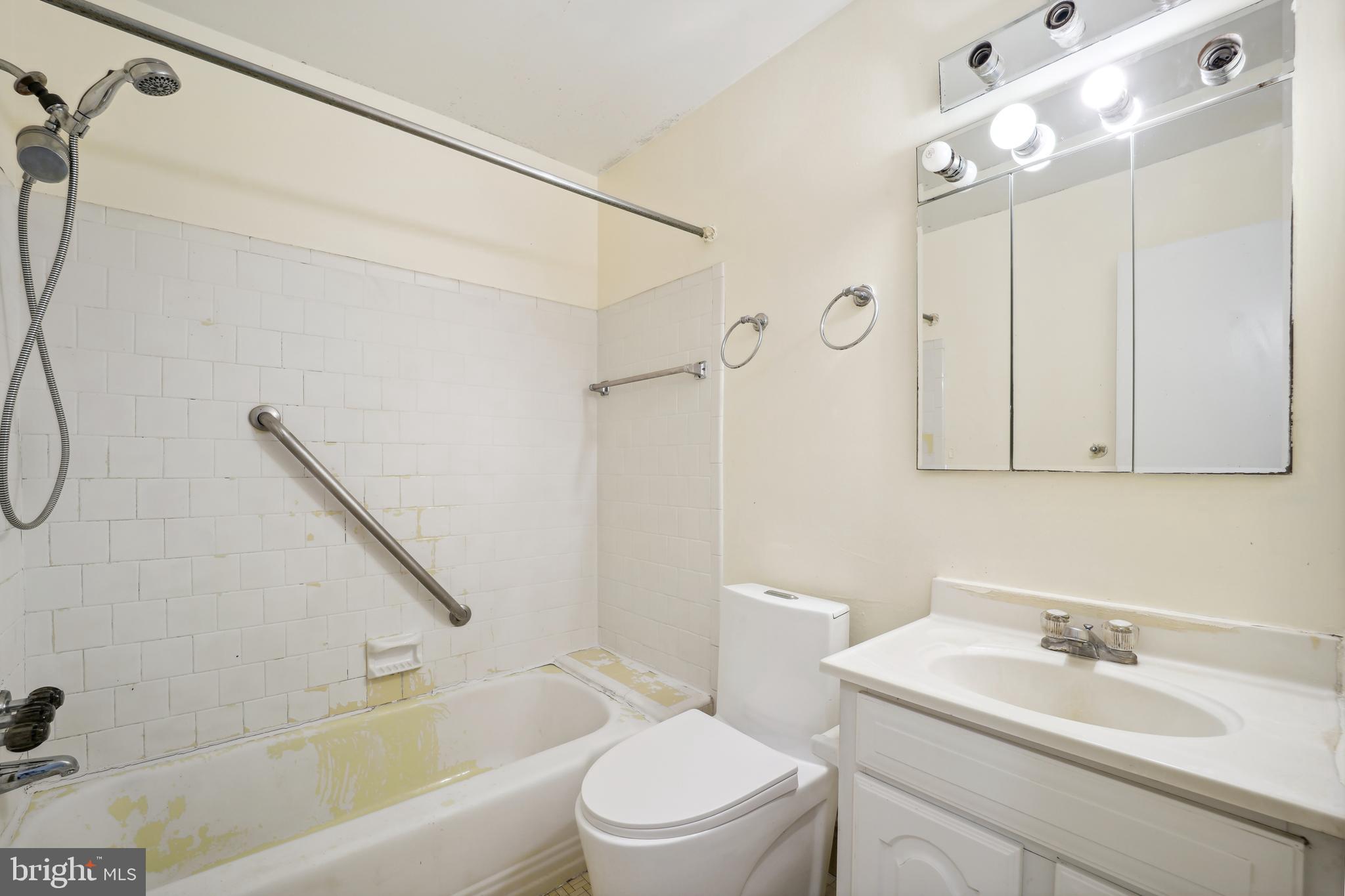 WHEATON OUT RES. (2) - Residential