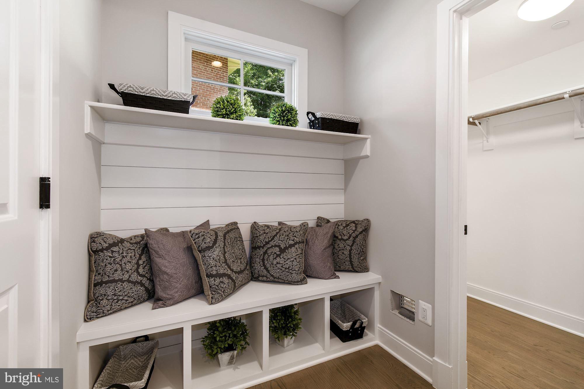 SPRINGFIELD - Residential