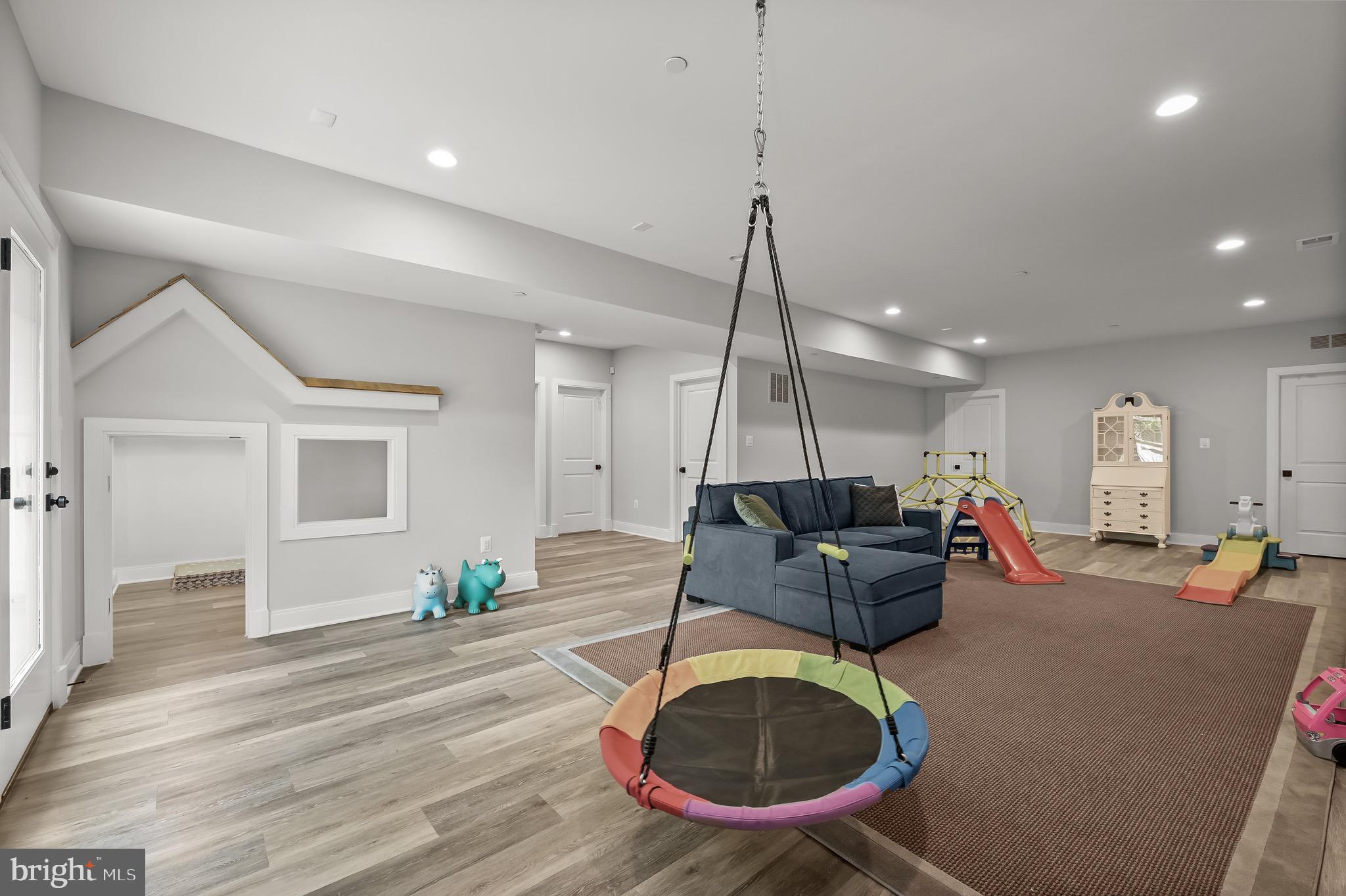 SPRINGFIELD - Residential