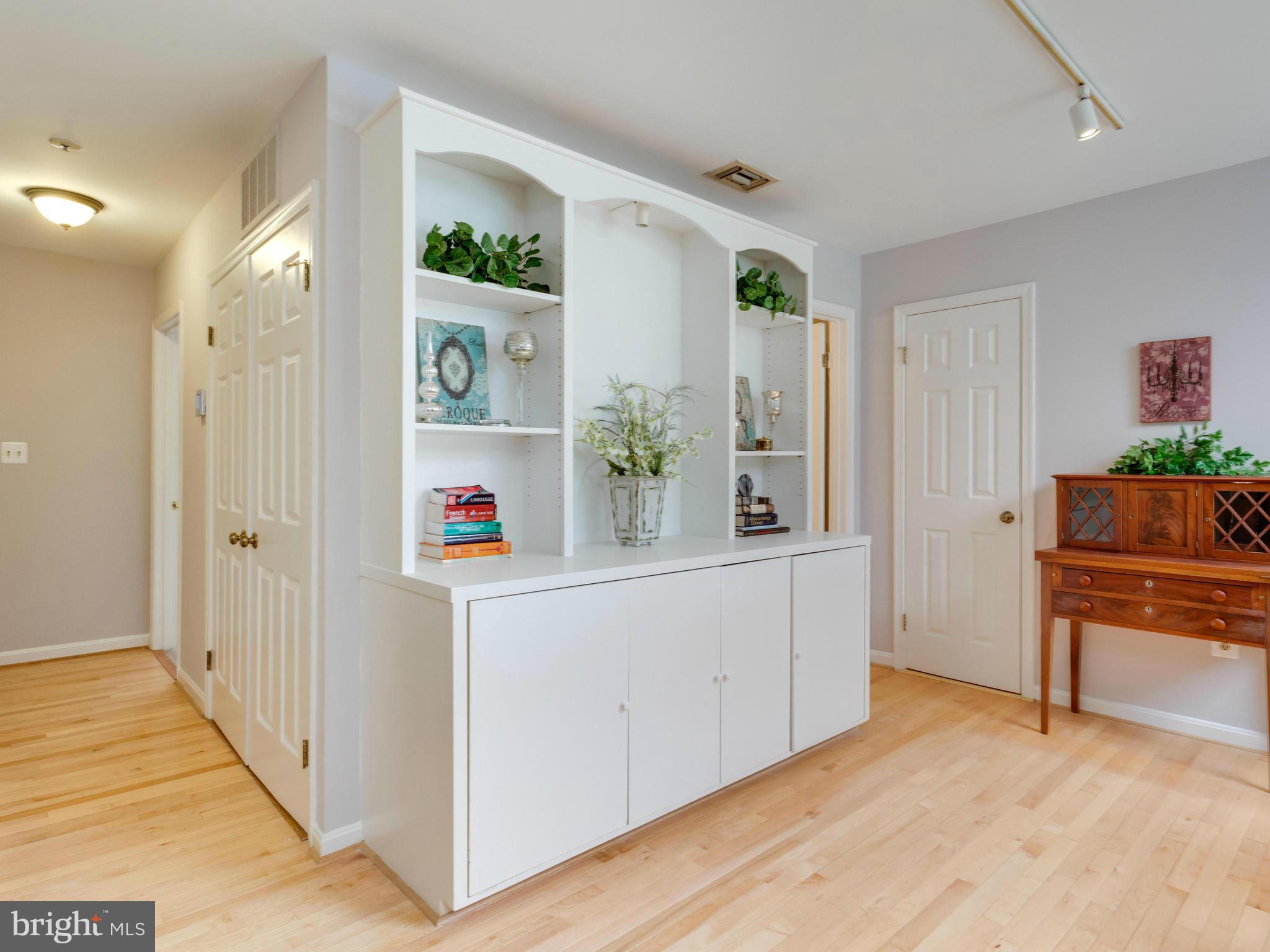 BALLSTON TOWNE WEST - Residential