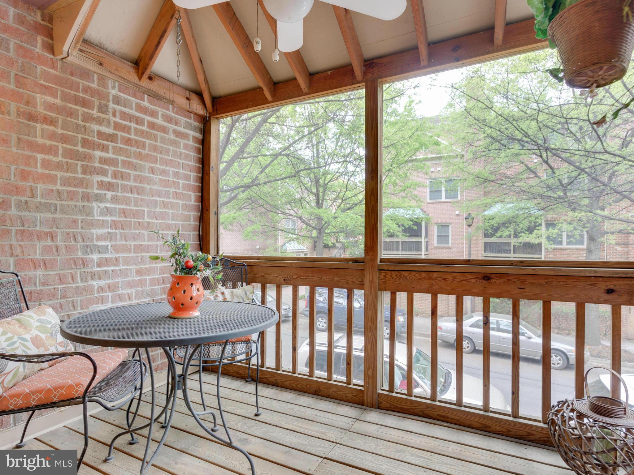 BALLSTON TOWNE WEST - Residential