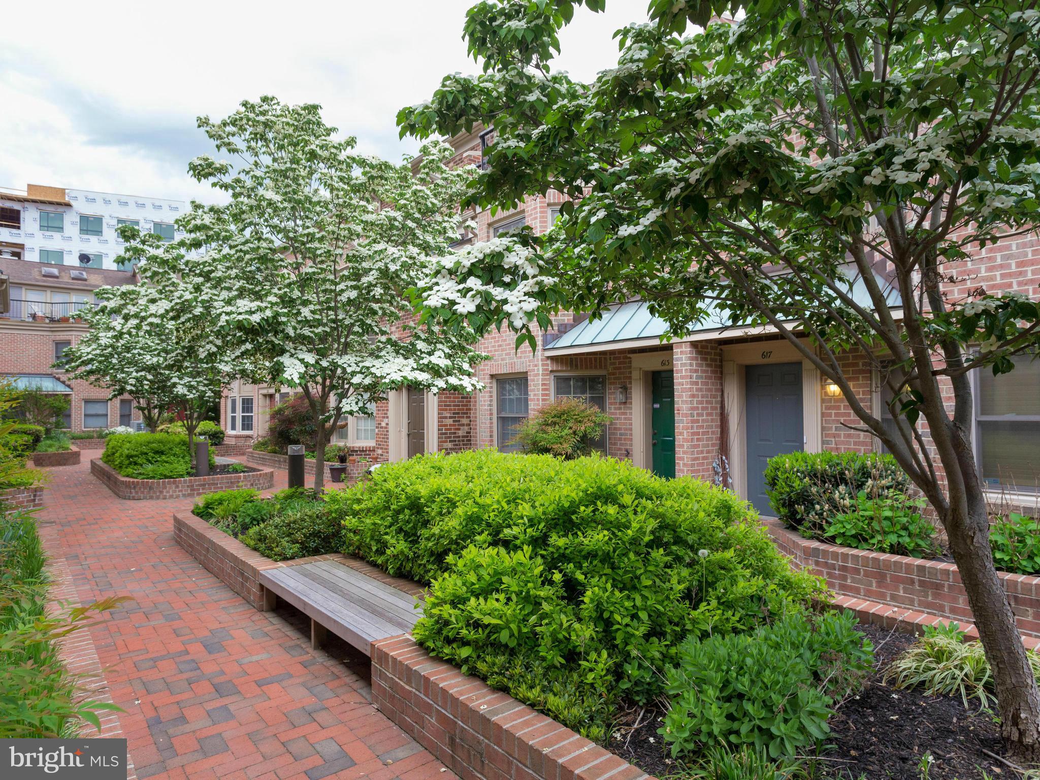 BALLSTON TOWNE WEST - Residential