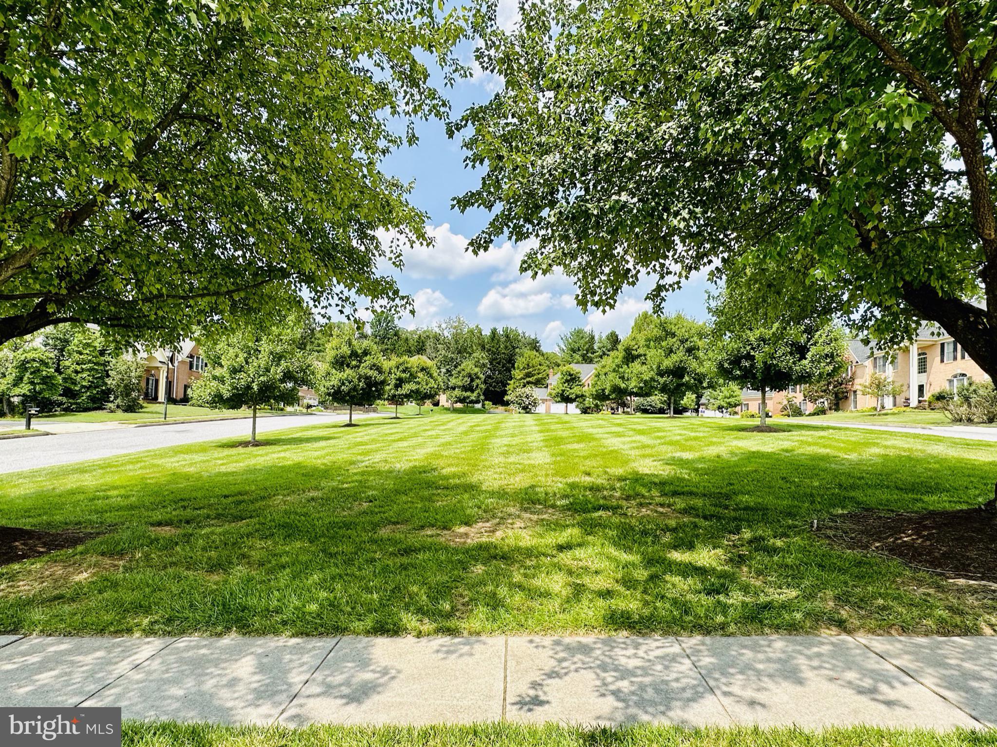 SEMINARY OVERLOOK - Residential
