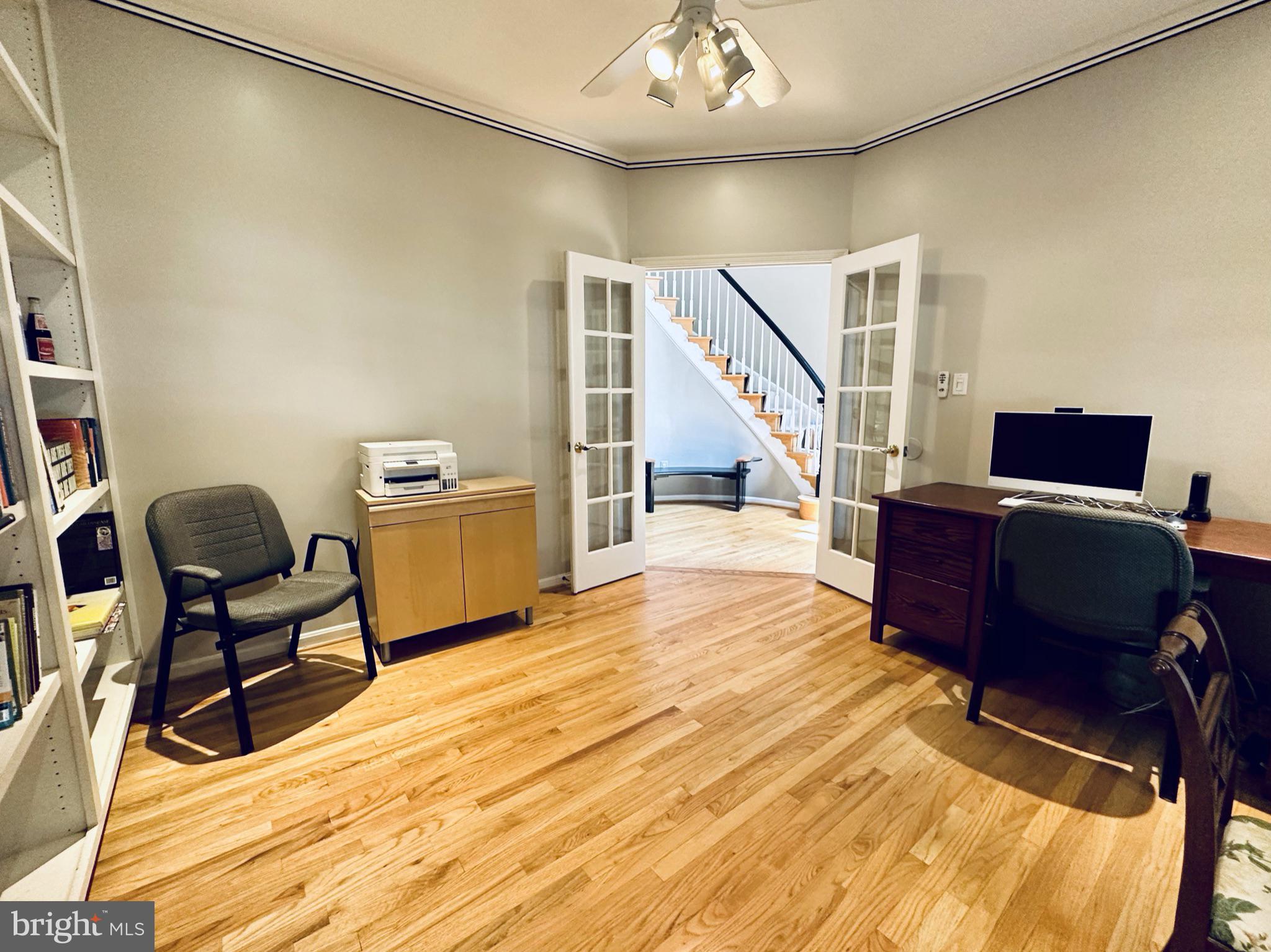 SEMINARY OVERLOOK - Residential