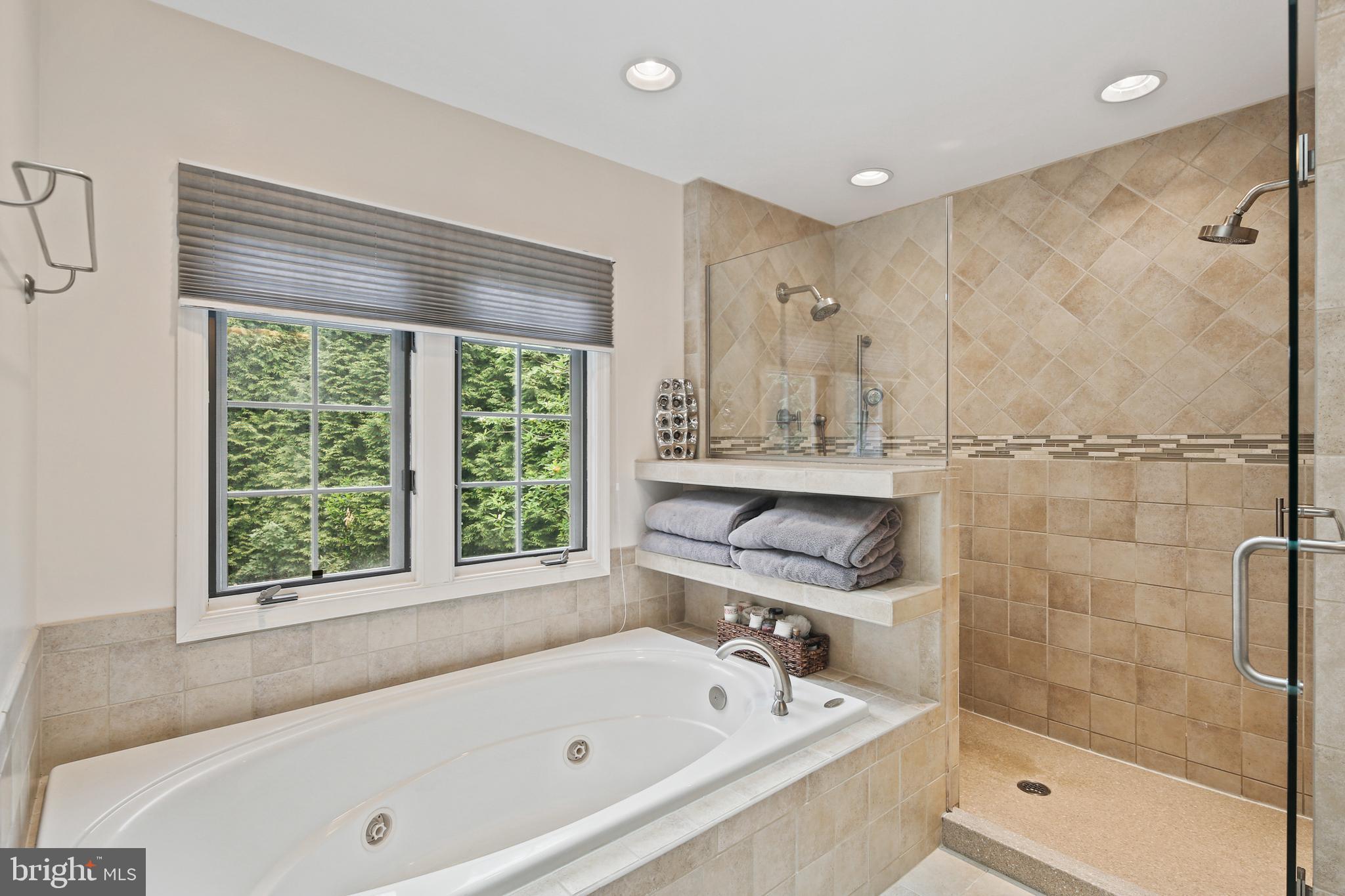 SEMINARY OVERLOOK - Residential