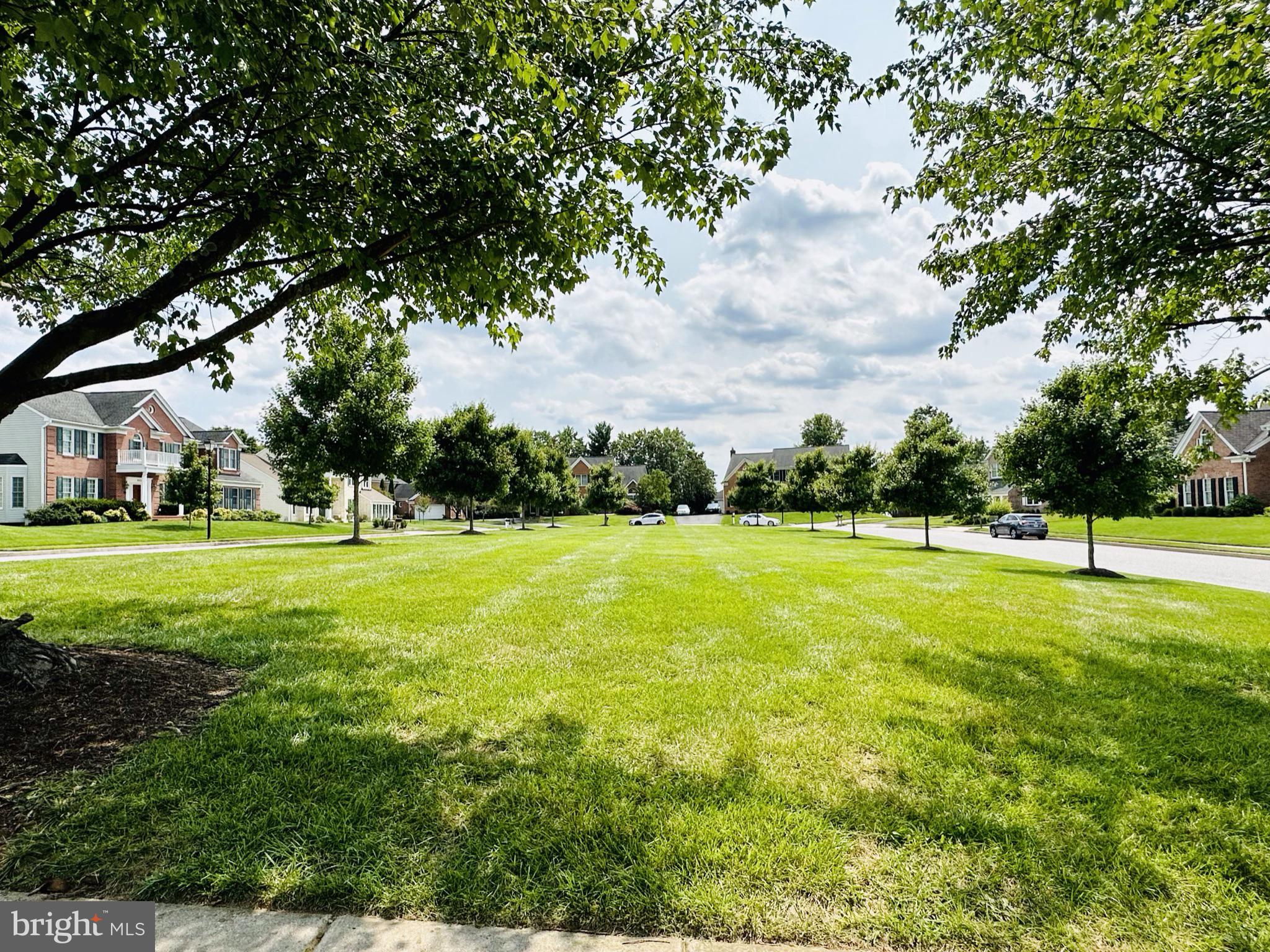 SEMINARY OVERLOOK - Residential