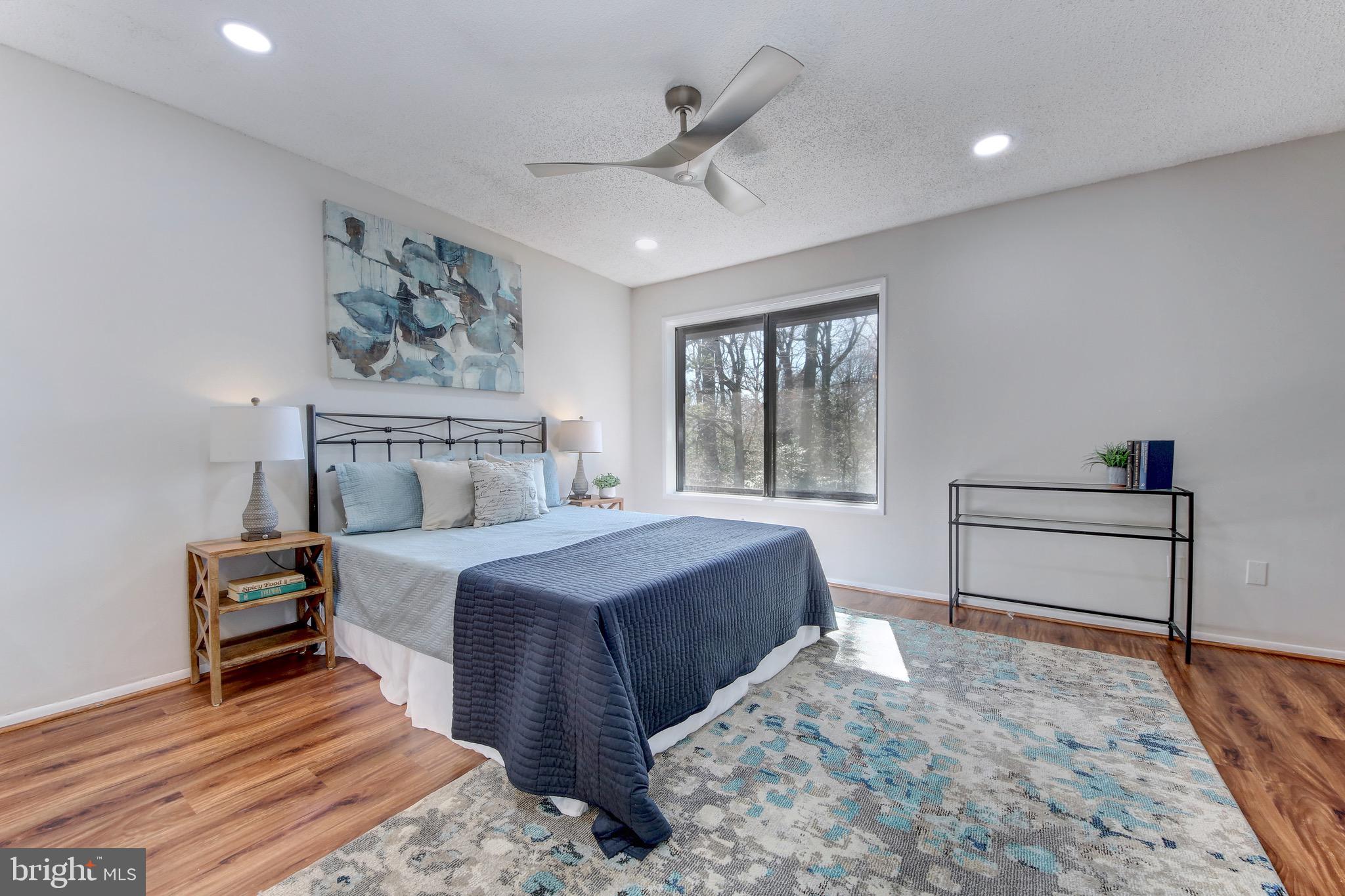 RESTON - Residential