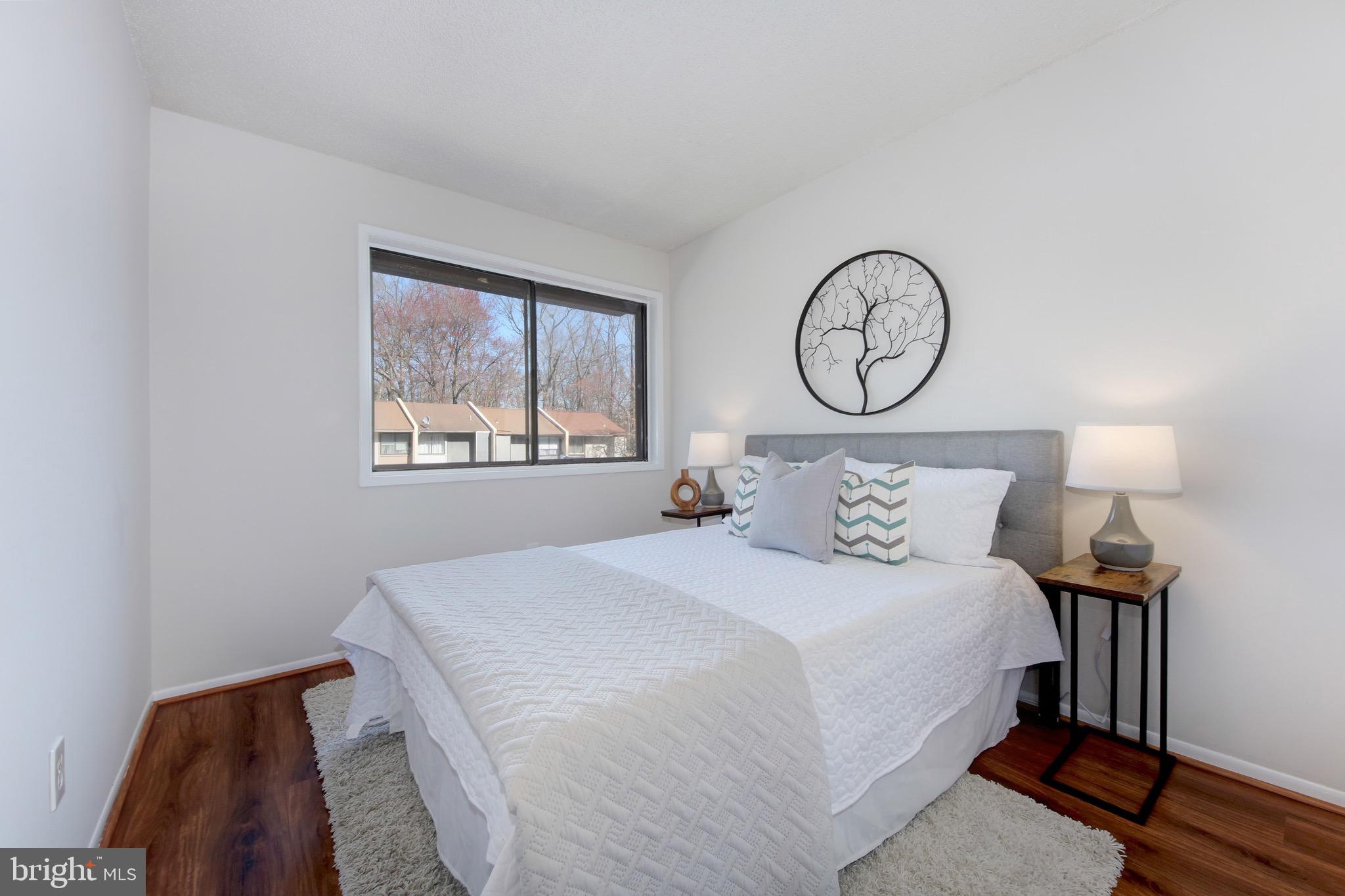 RESTON - Residential