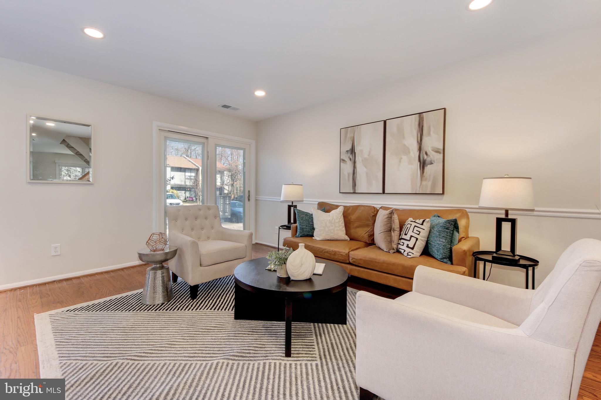 RESTON - Residential