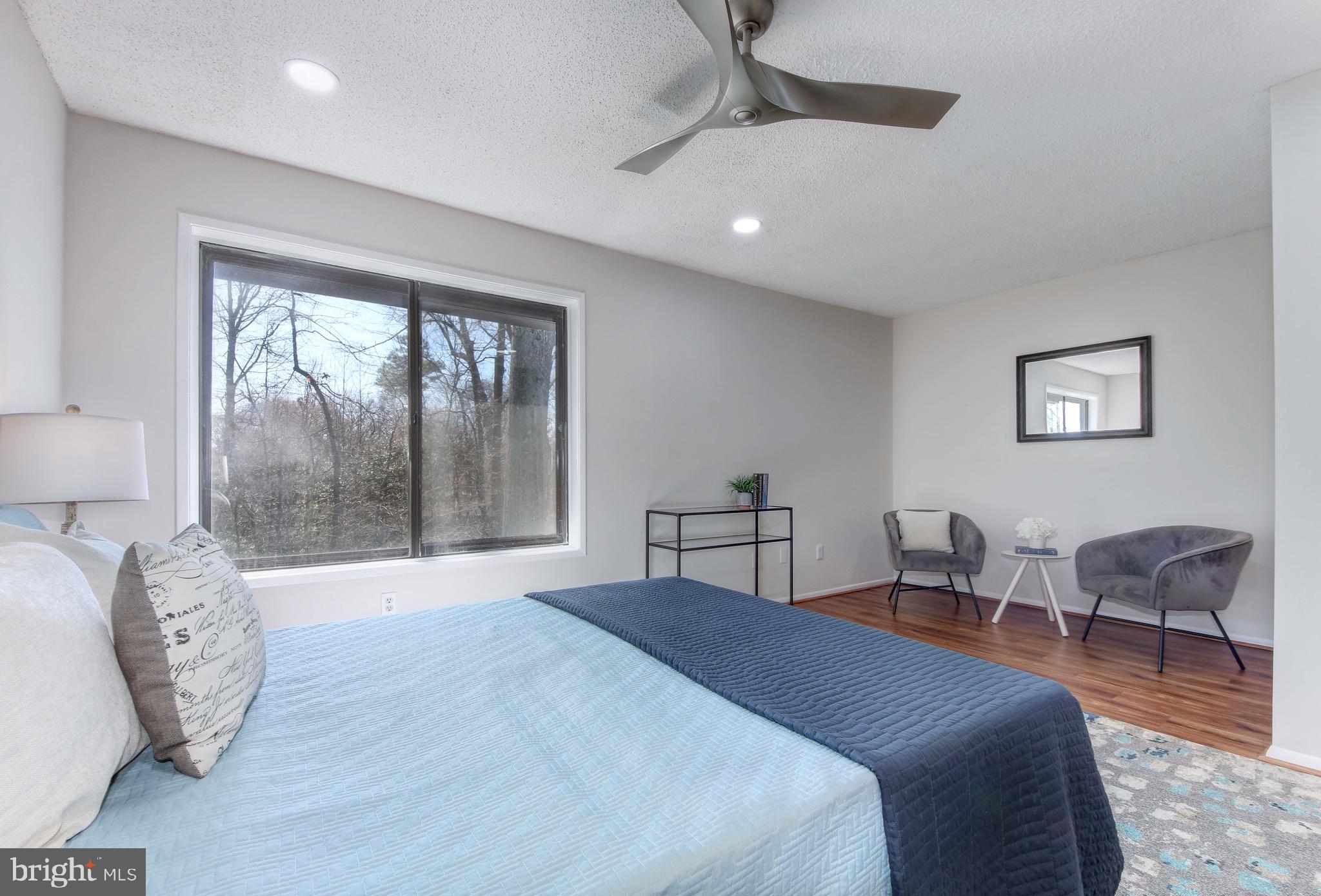 RESTON - Residential