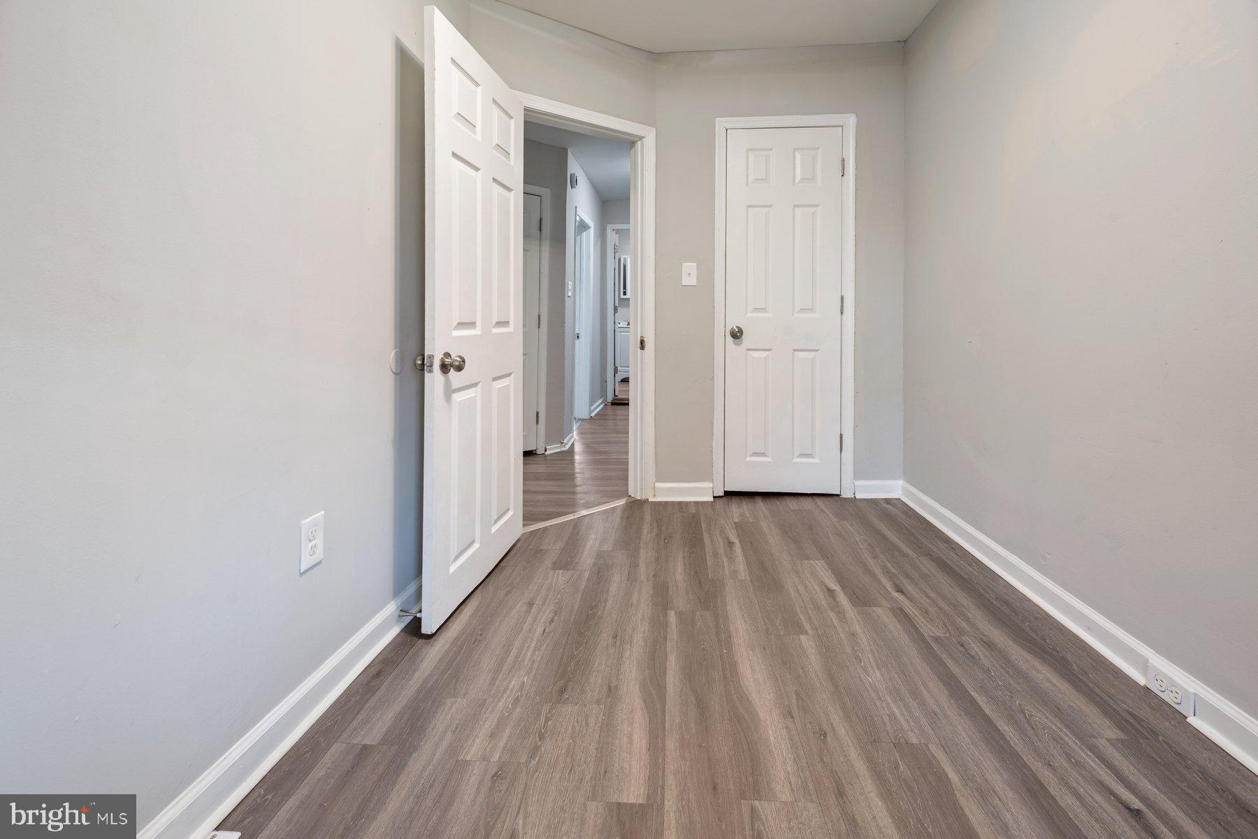 ROSEMONT - Residential