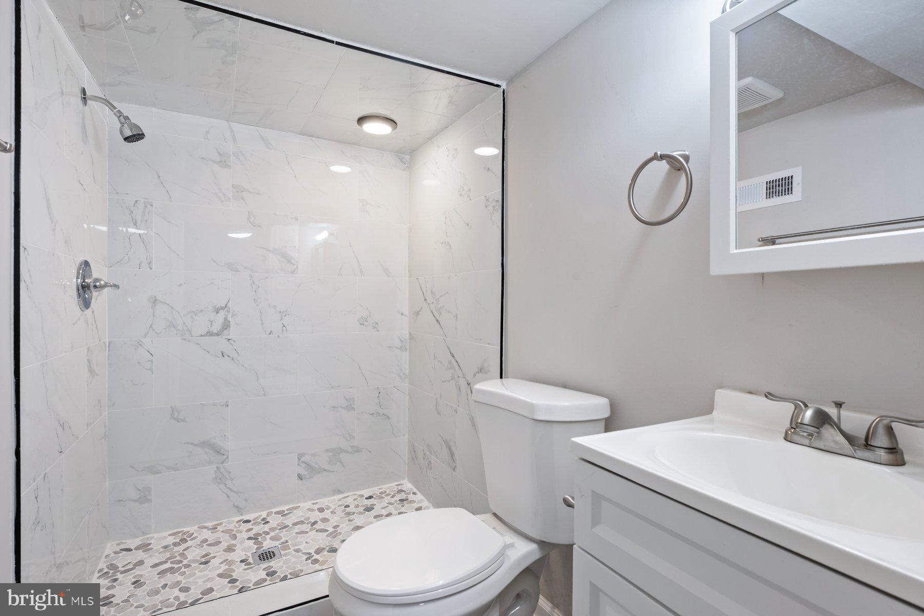 ROSEMONT - Residential