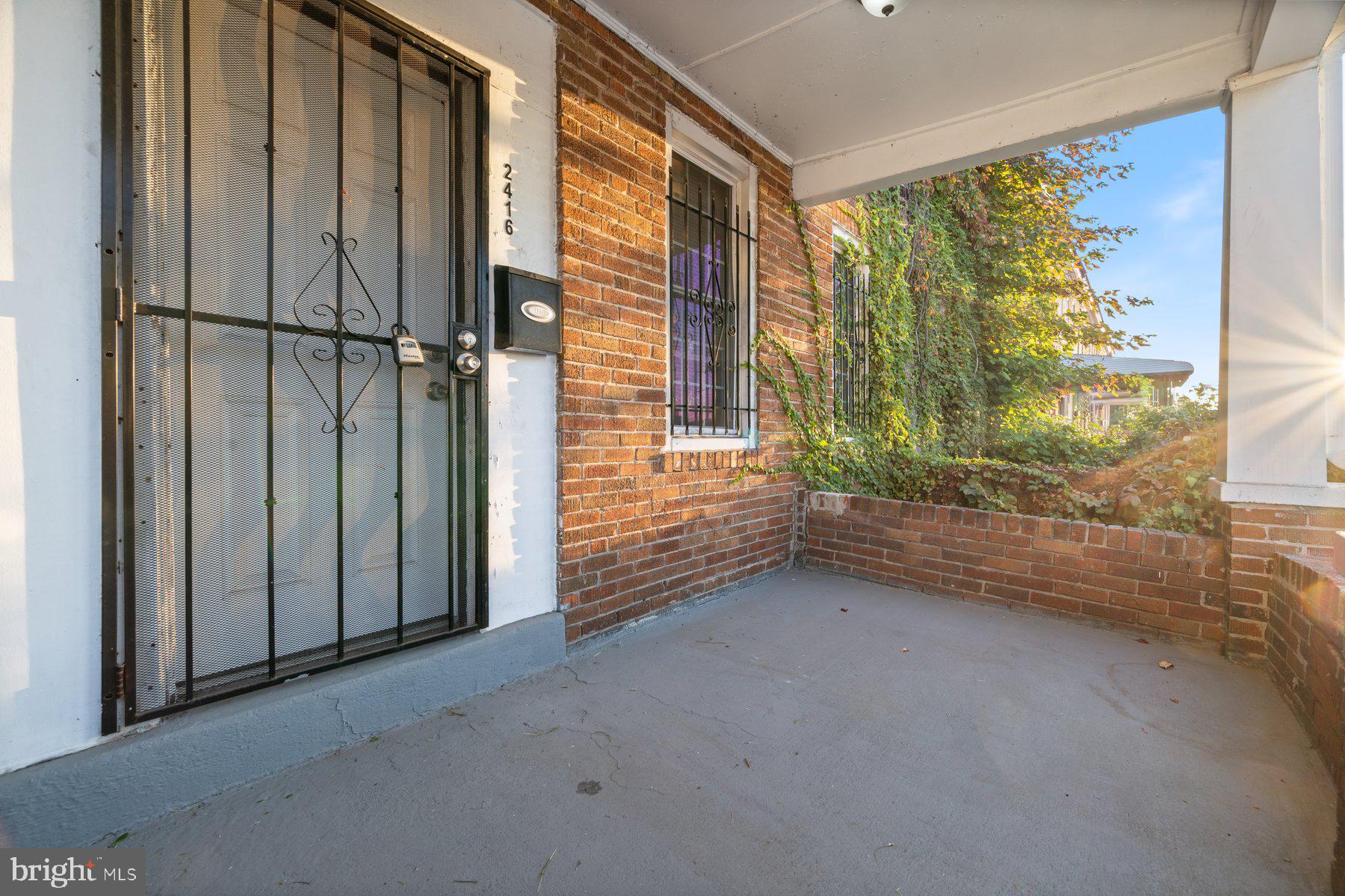 ROSEMONT - Residential