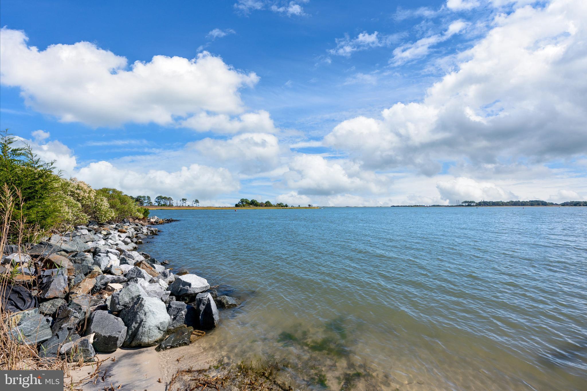 MASSEYS LANDING - Residential