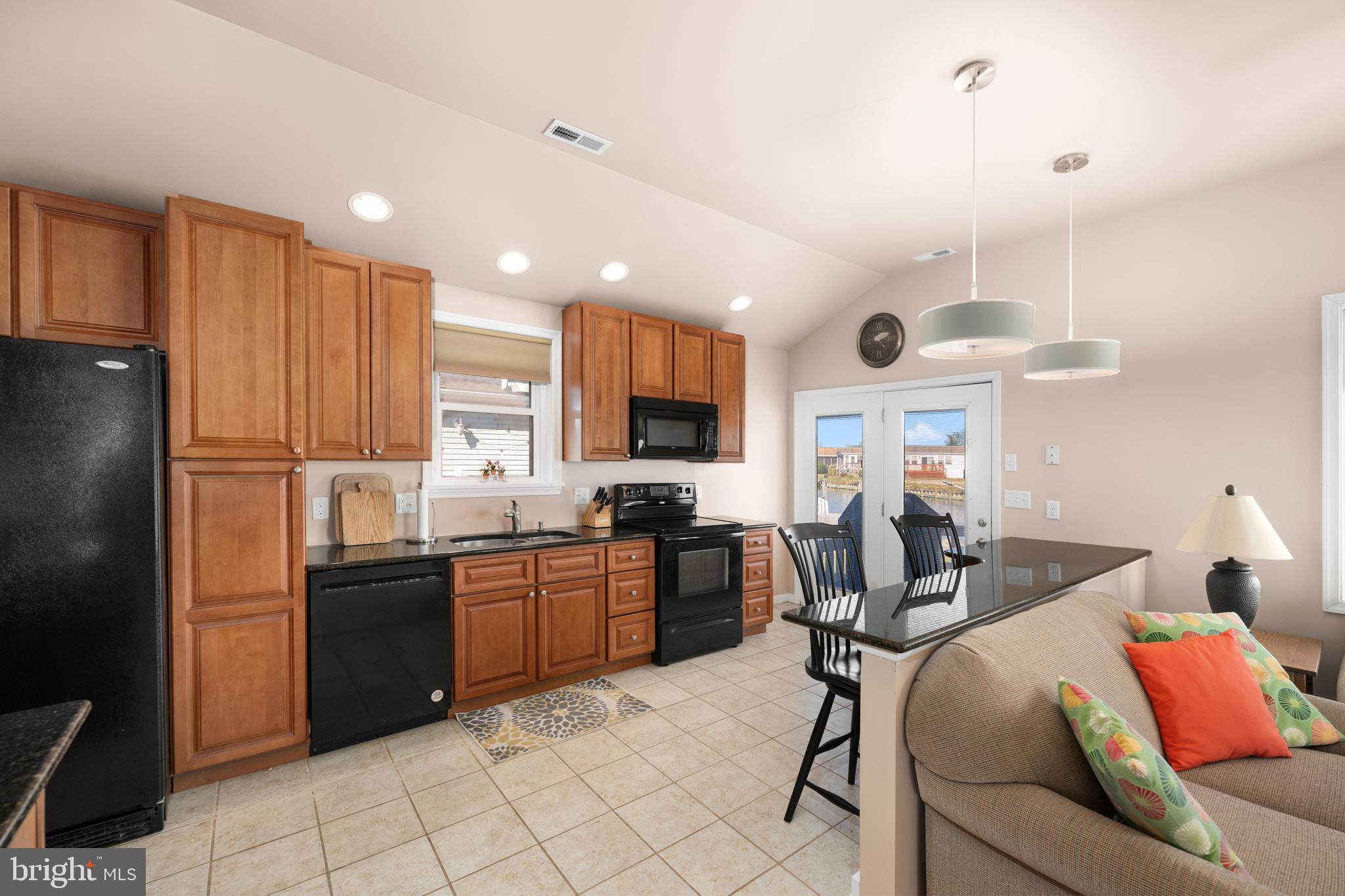 MASSEYS LANDING - Residential