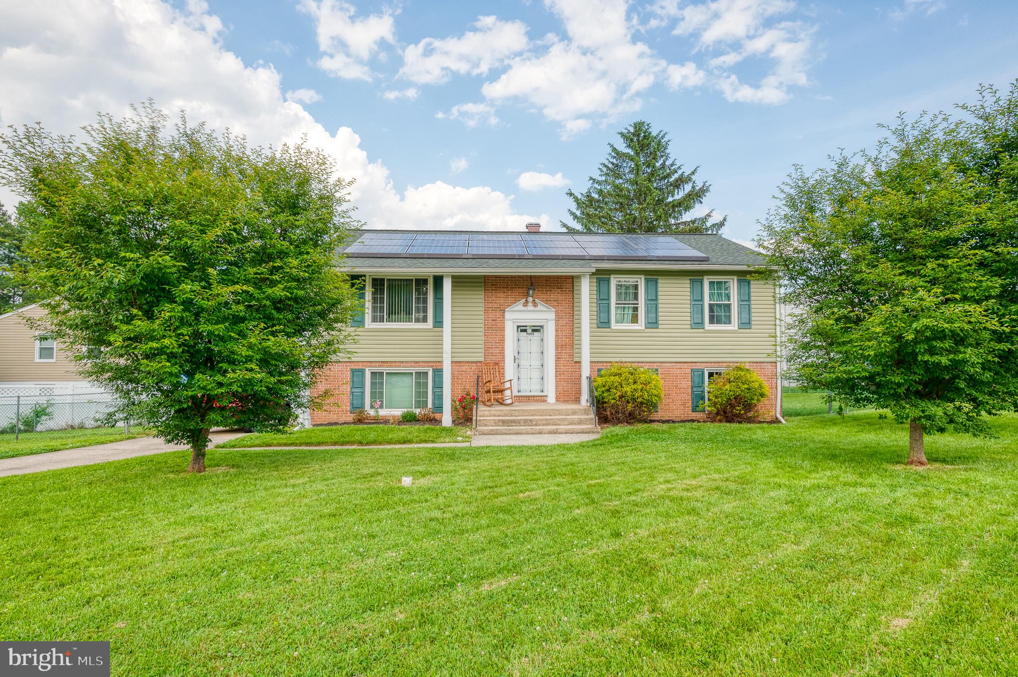 PERRY HALL ESTATES - Residential