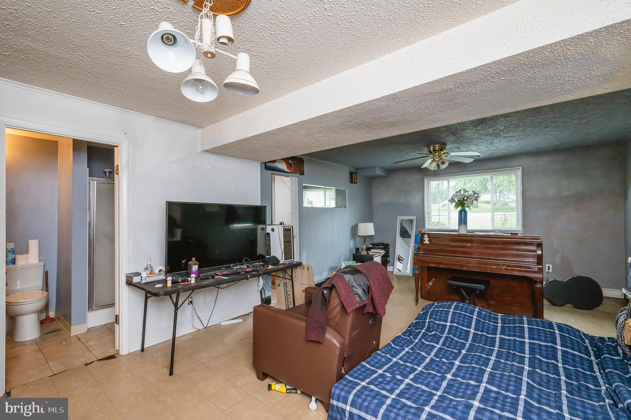 PERRY HALL ESTATES - Residential