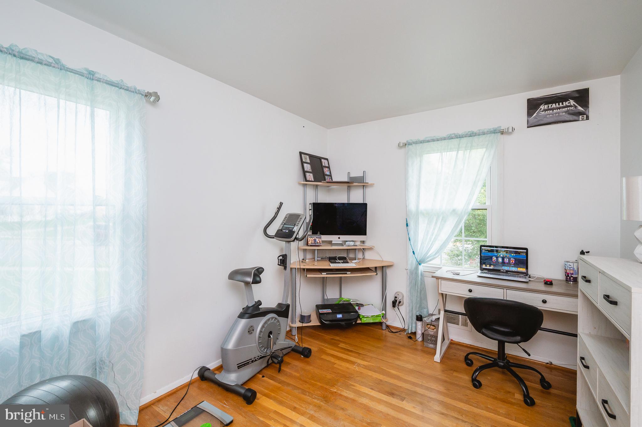 PERRY HALL ESTATES - Residential